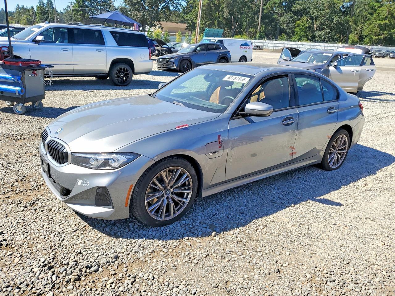 2023 BMW 3 Series, 330E
