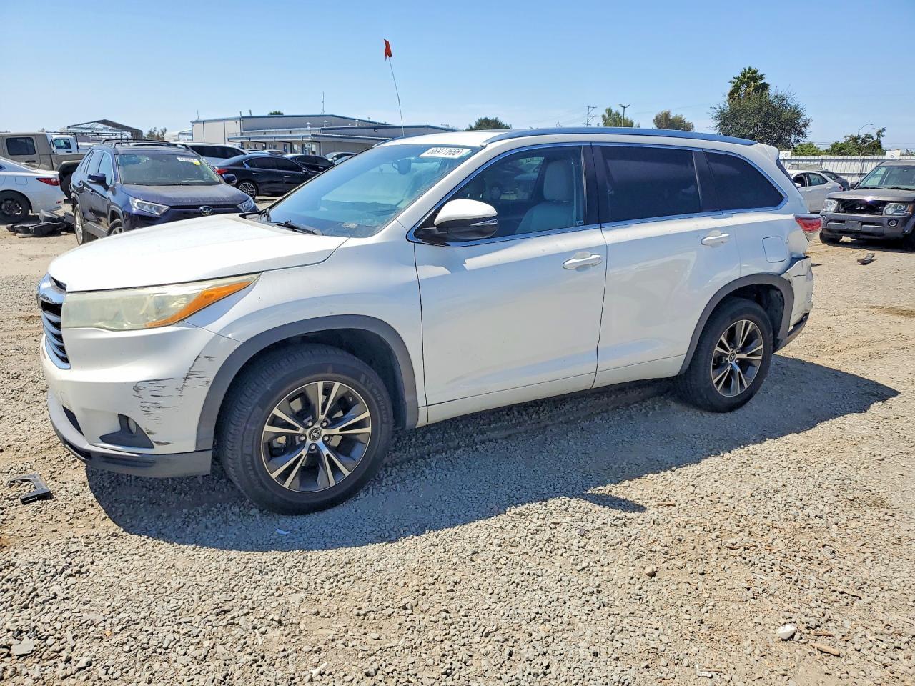 2016 Toyota Highlander, Xle