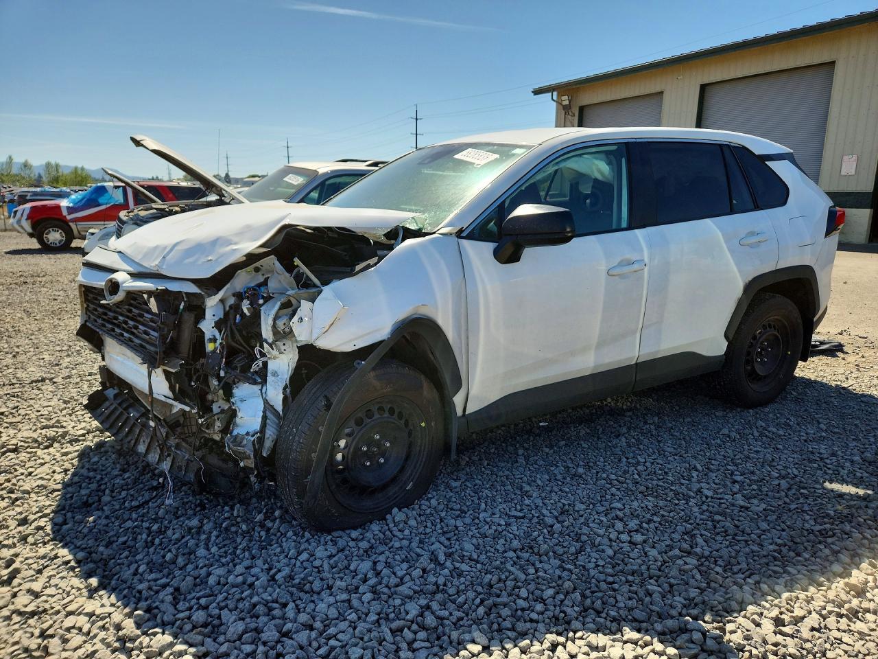 2025 Toyota RAV4, LE