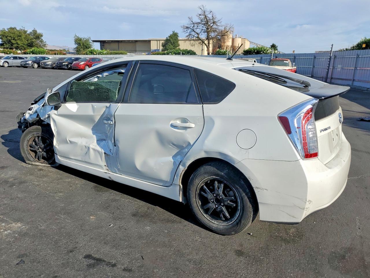 2015 Toyota Prius, Two