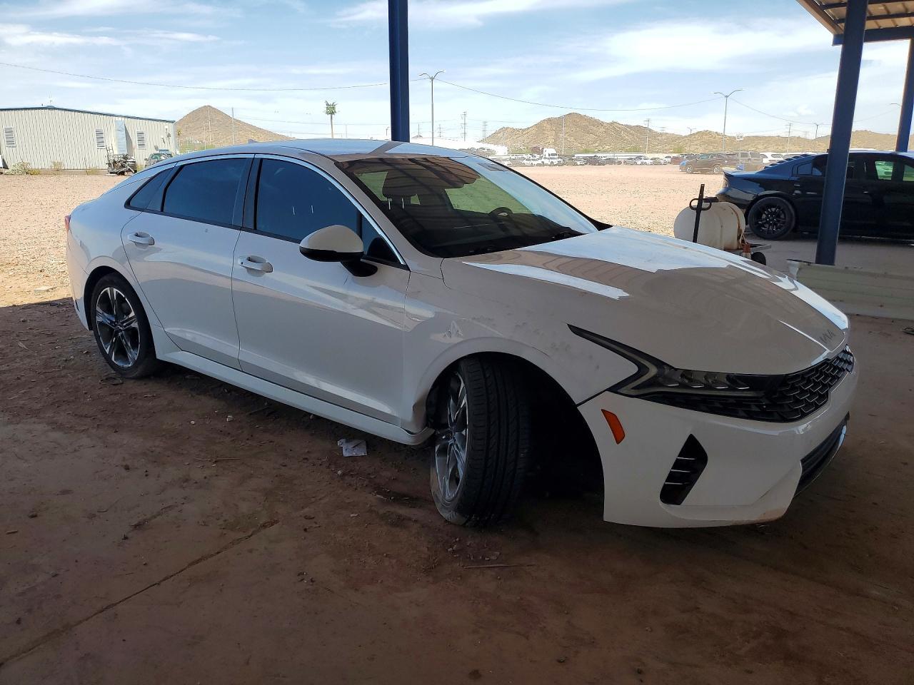 2022 KIA K5, Lxs