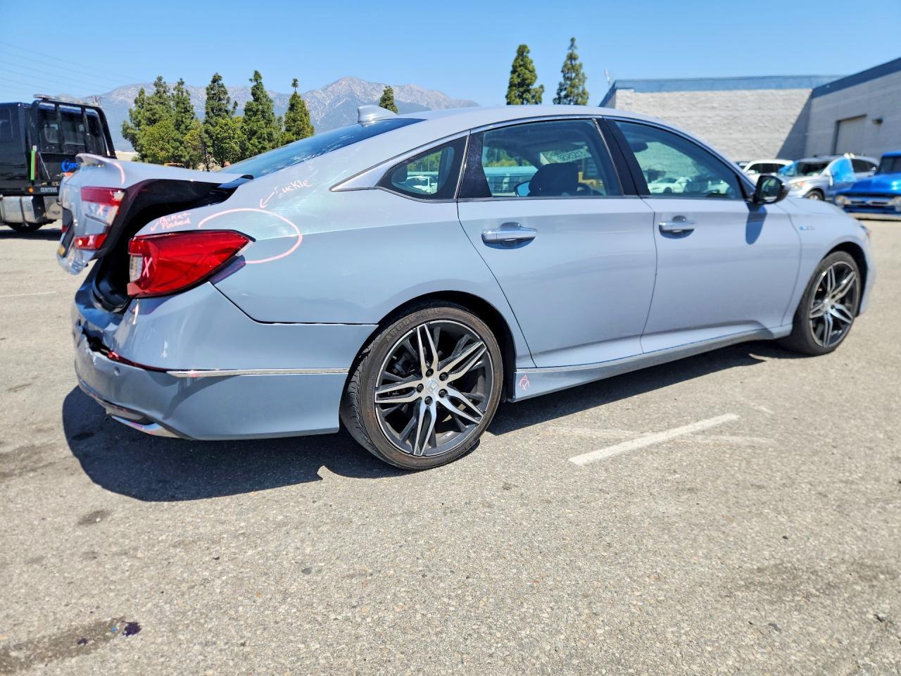 2022 Honda Accord, Touring Hy...
