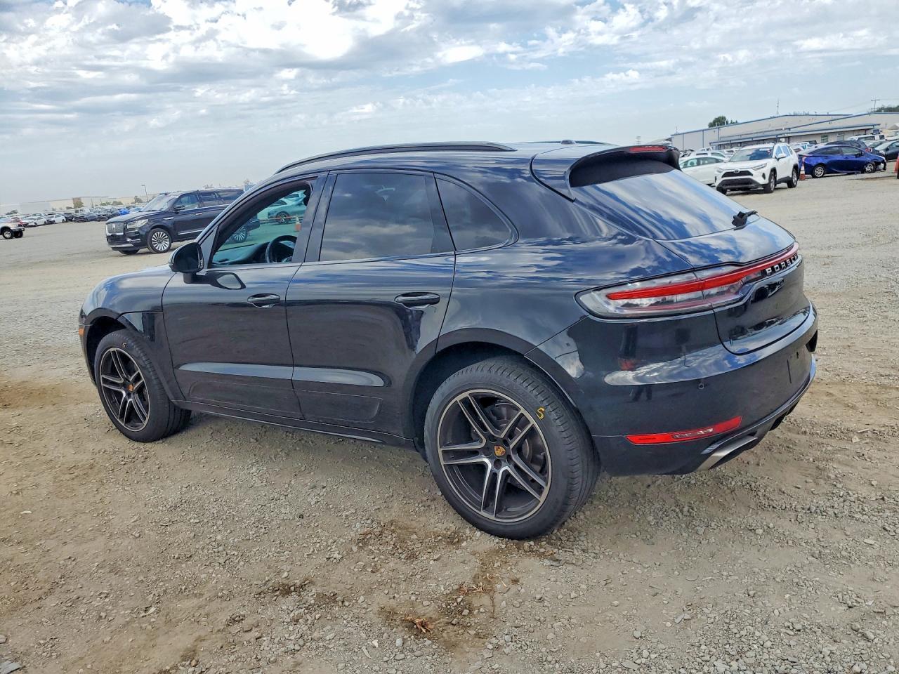 2021 Porsche Macan
