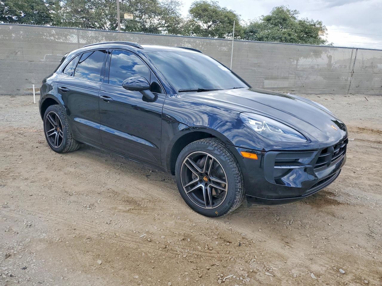 2021 Porsche Macan