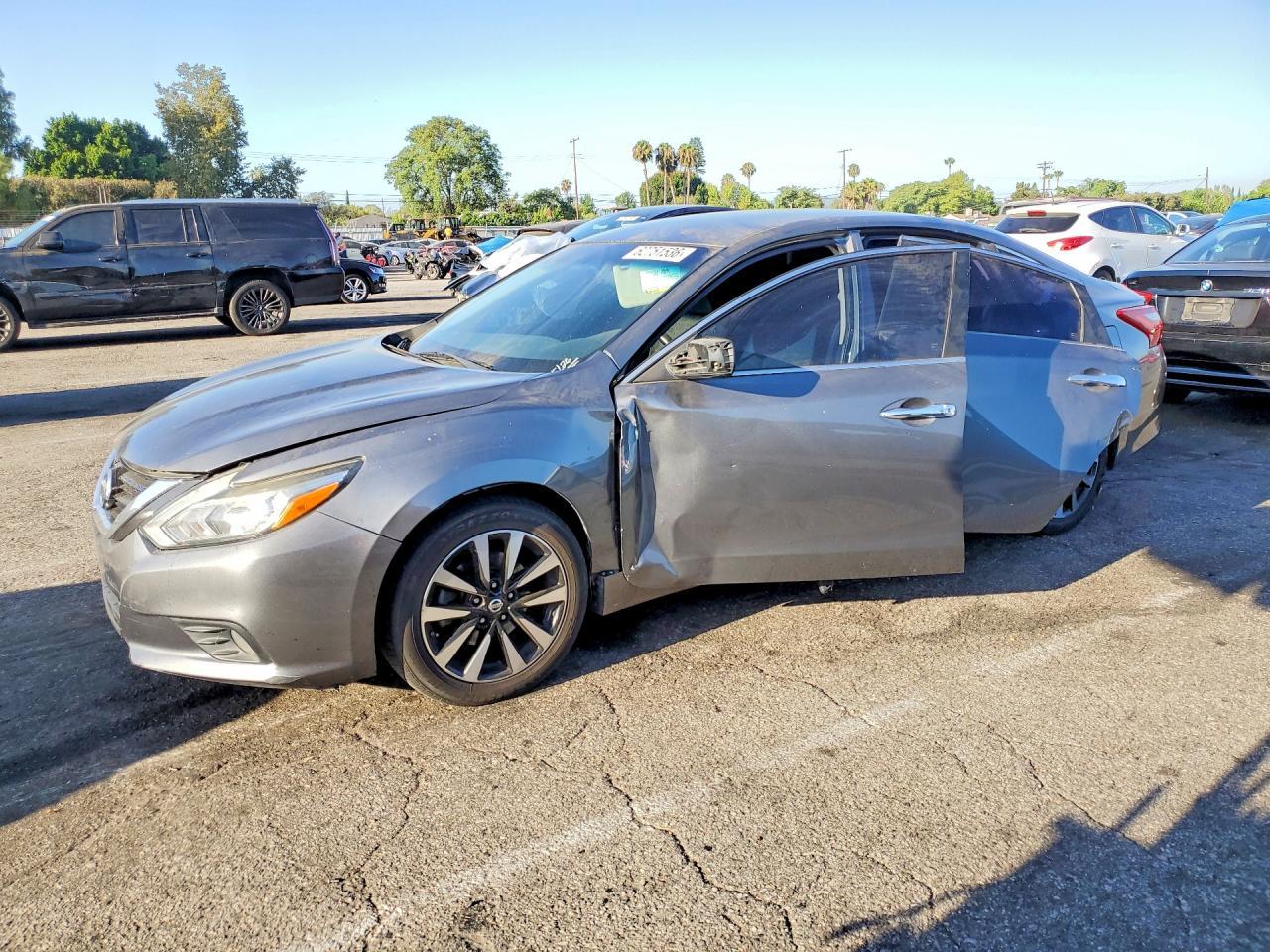 2018 Nissan Altima, 2.5 SV