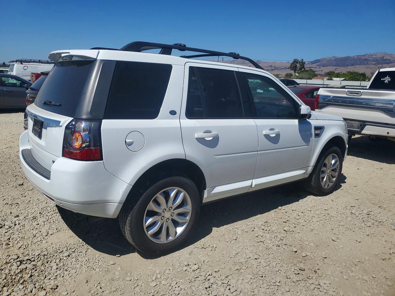 2015 Land Rover LR2, Base/Hse