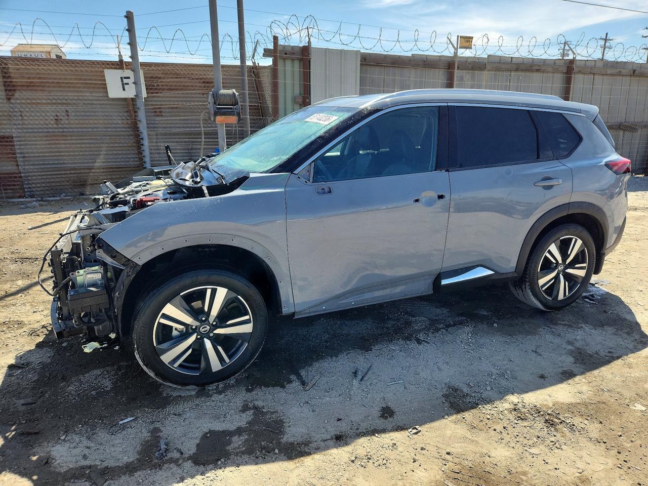 2021 Nissan Rogue, SL