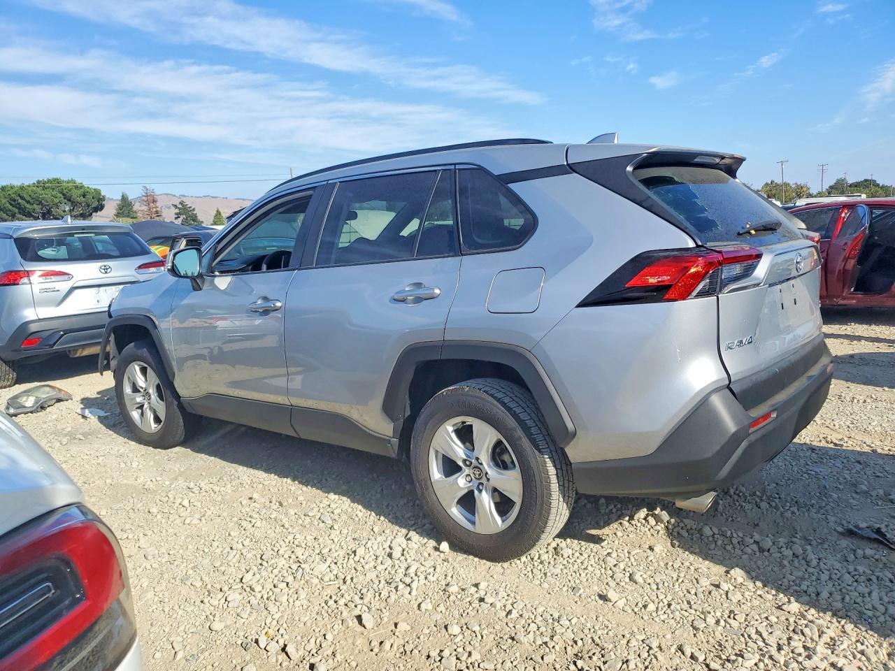 2021 Toyota RAV4, Xle