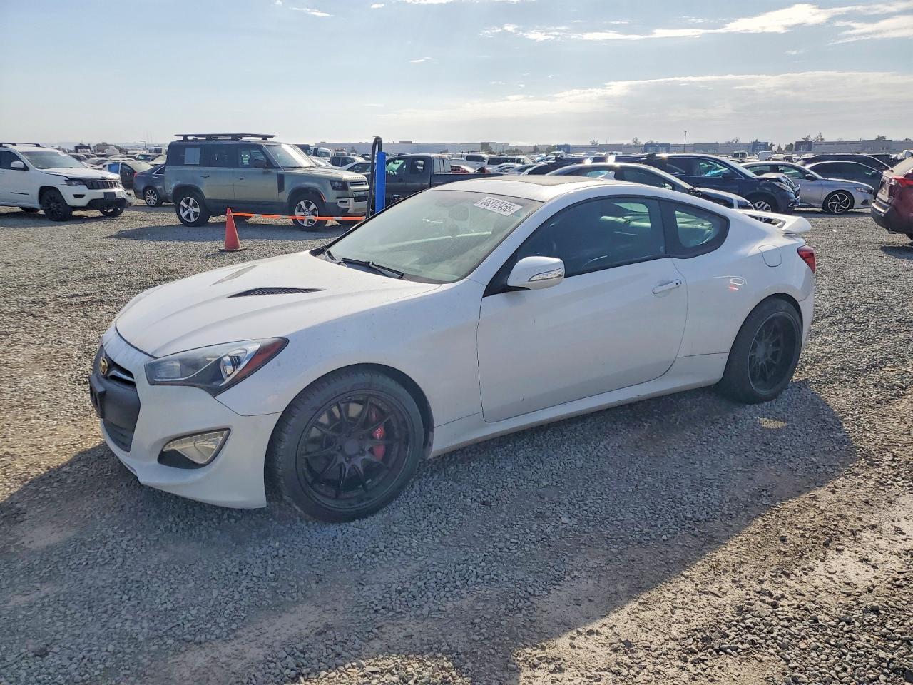 2016 Hyundai Genesis, 3.8 Ult...