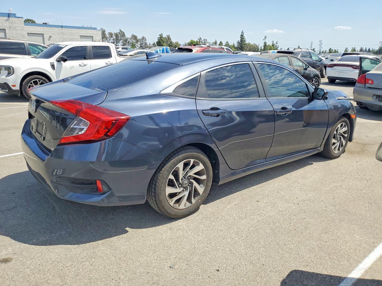 2018 Honda Civic, EX
