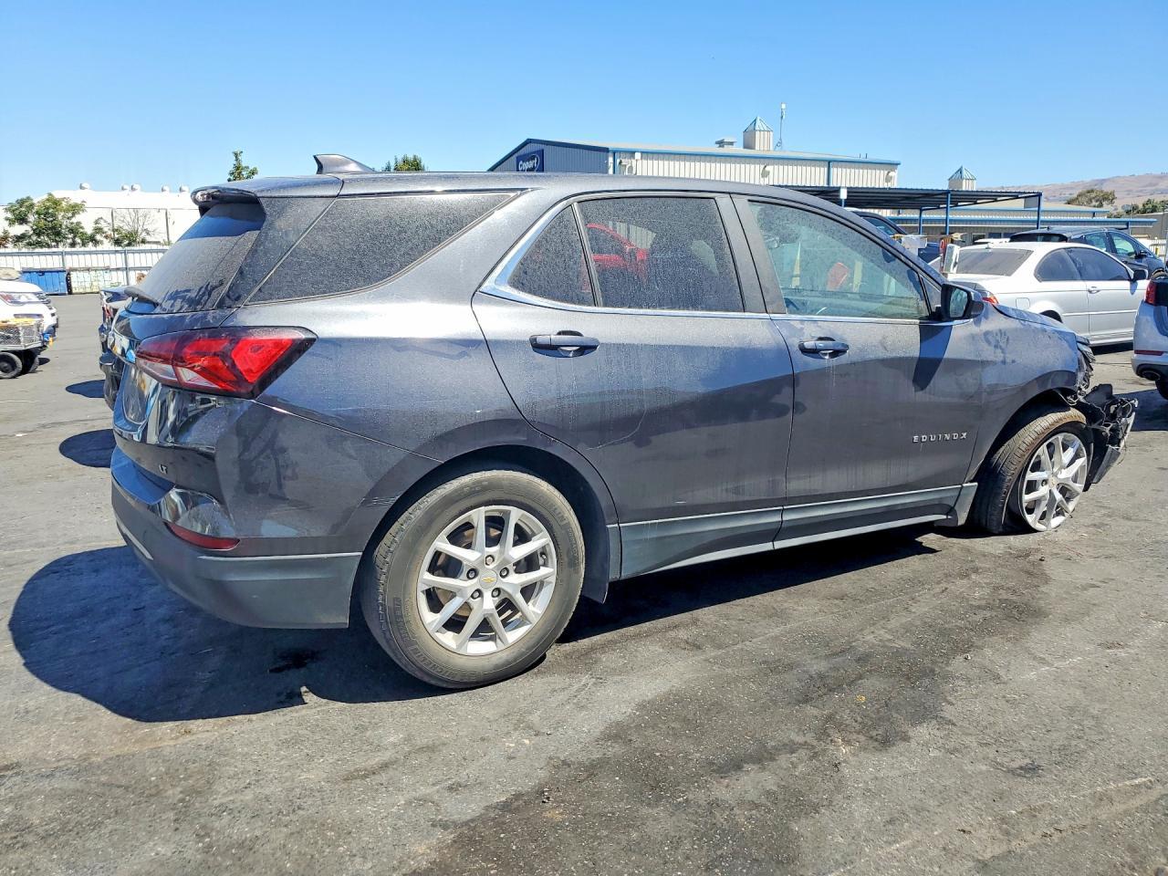 2022 Chevrolet Equinox, LT