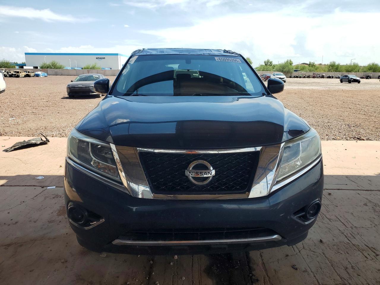 2016 Nissan Pathfinder, S