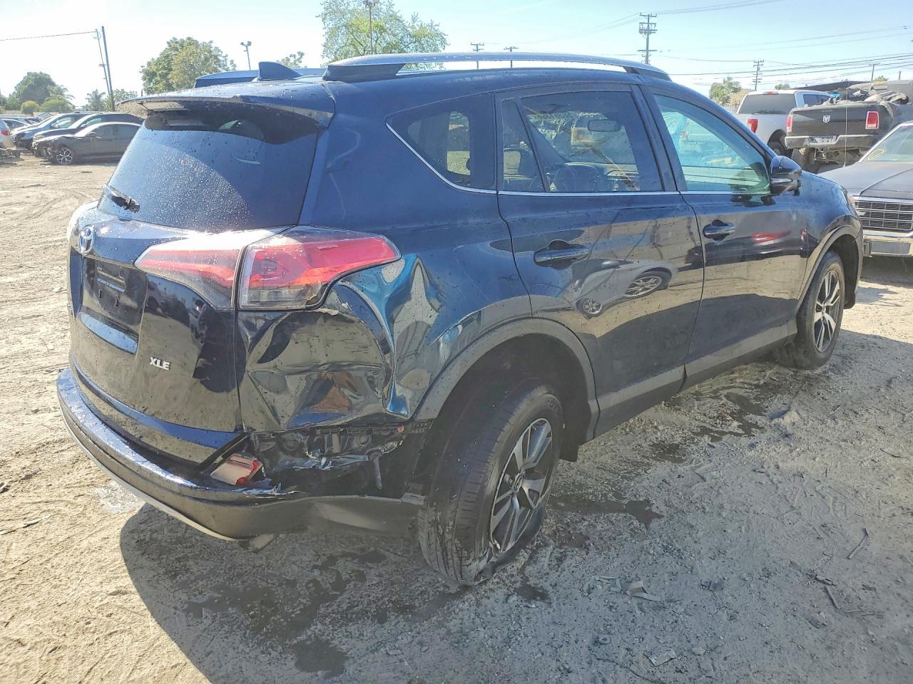 2017 Toyota RAV4, Xle