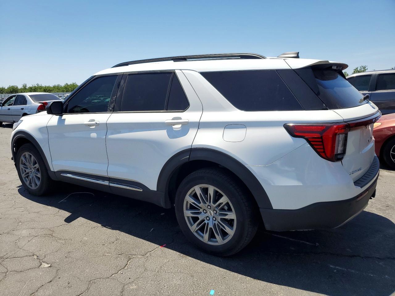 2025 Ford Explorer, Active