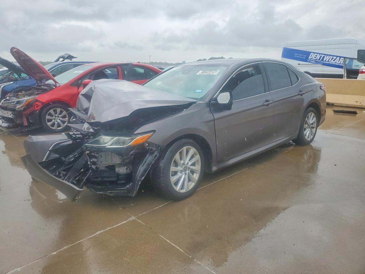 2022 Toyota Camry, LE