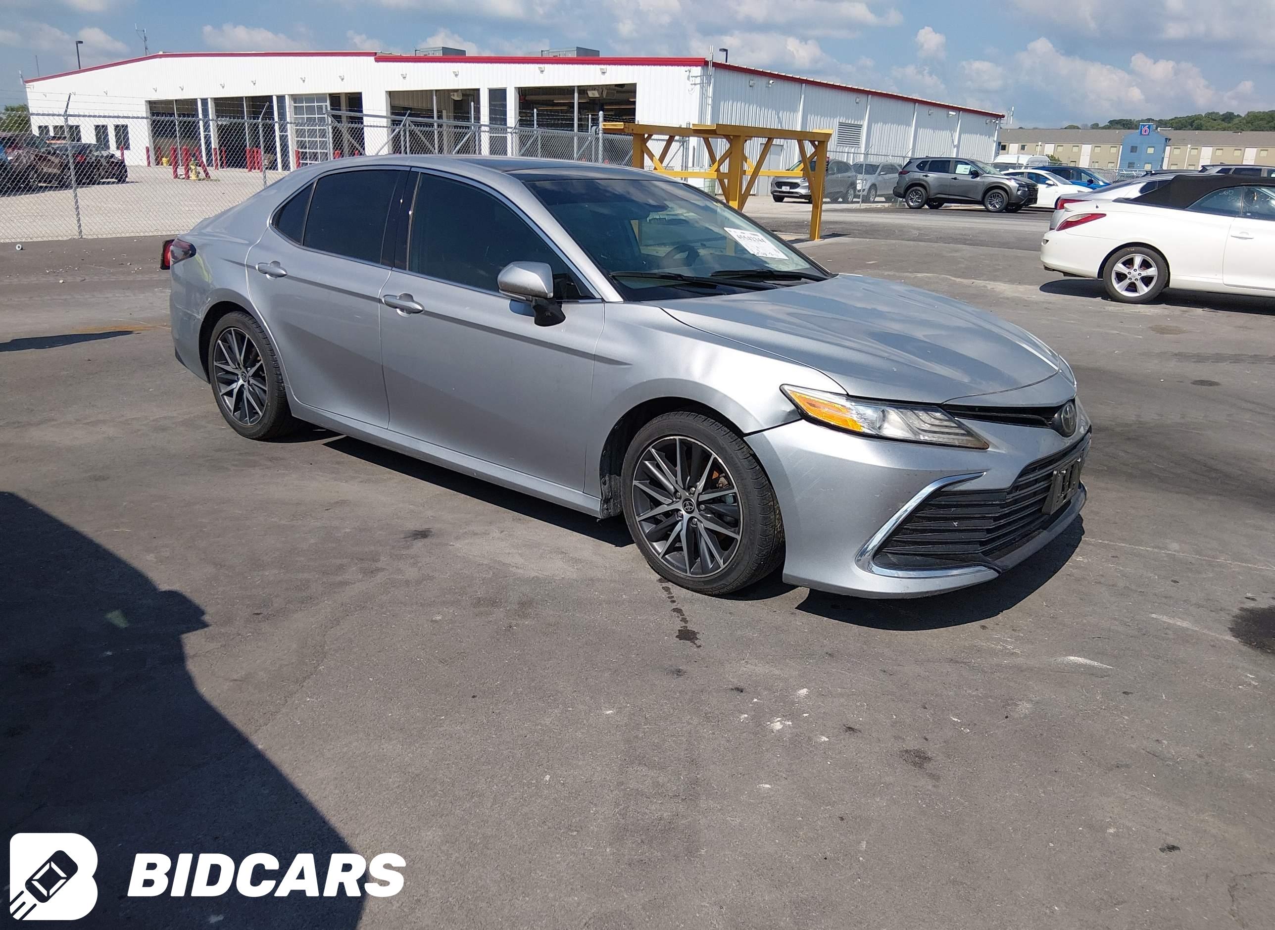 2021 Toyota Camry, Xle Awd