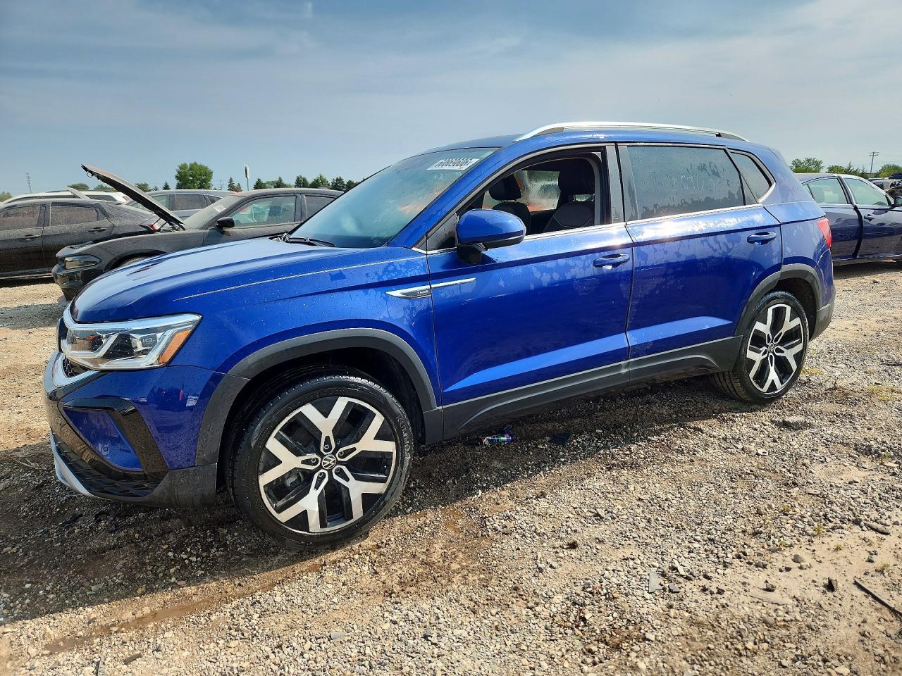 2023 Volkswagen Taos, Sel
