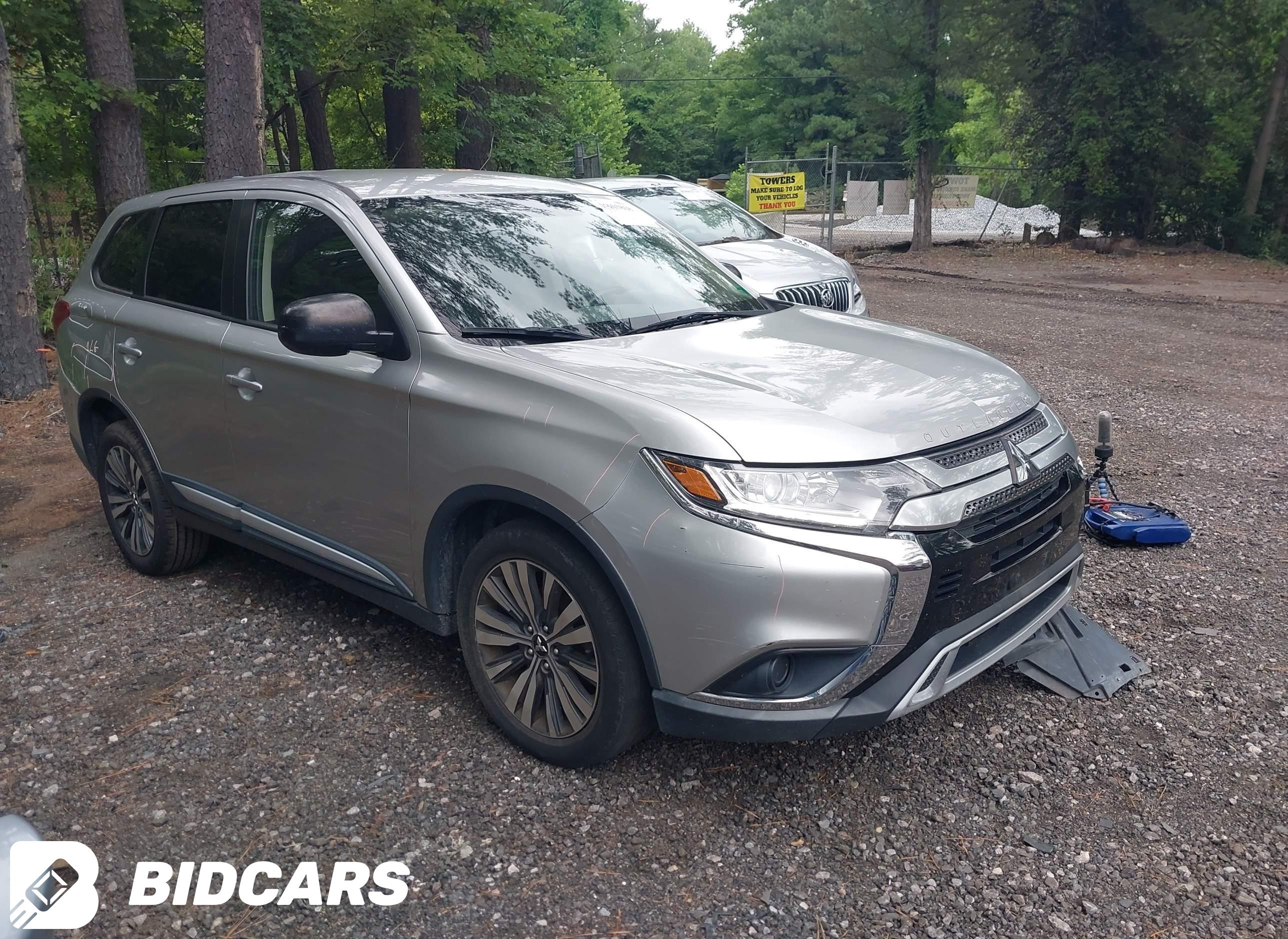 2019 Mitsubishi Outlander, ES