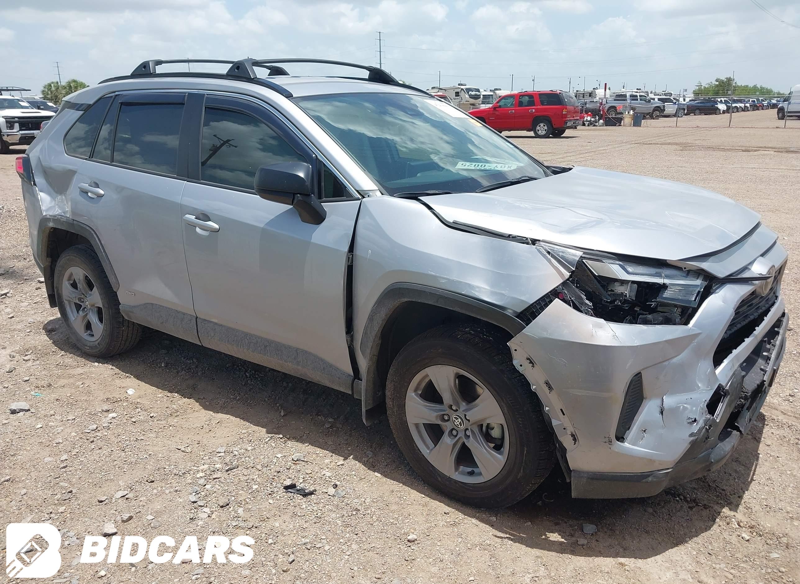 2025 Toyota RAV4, Hybrid LE