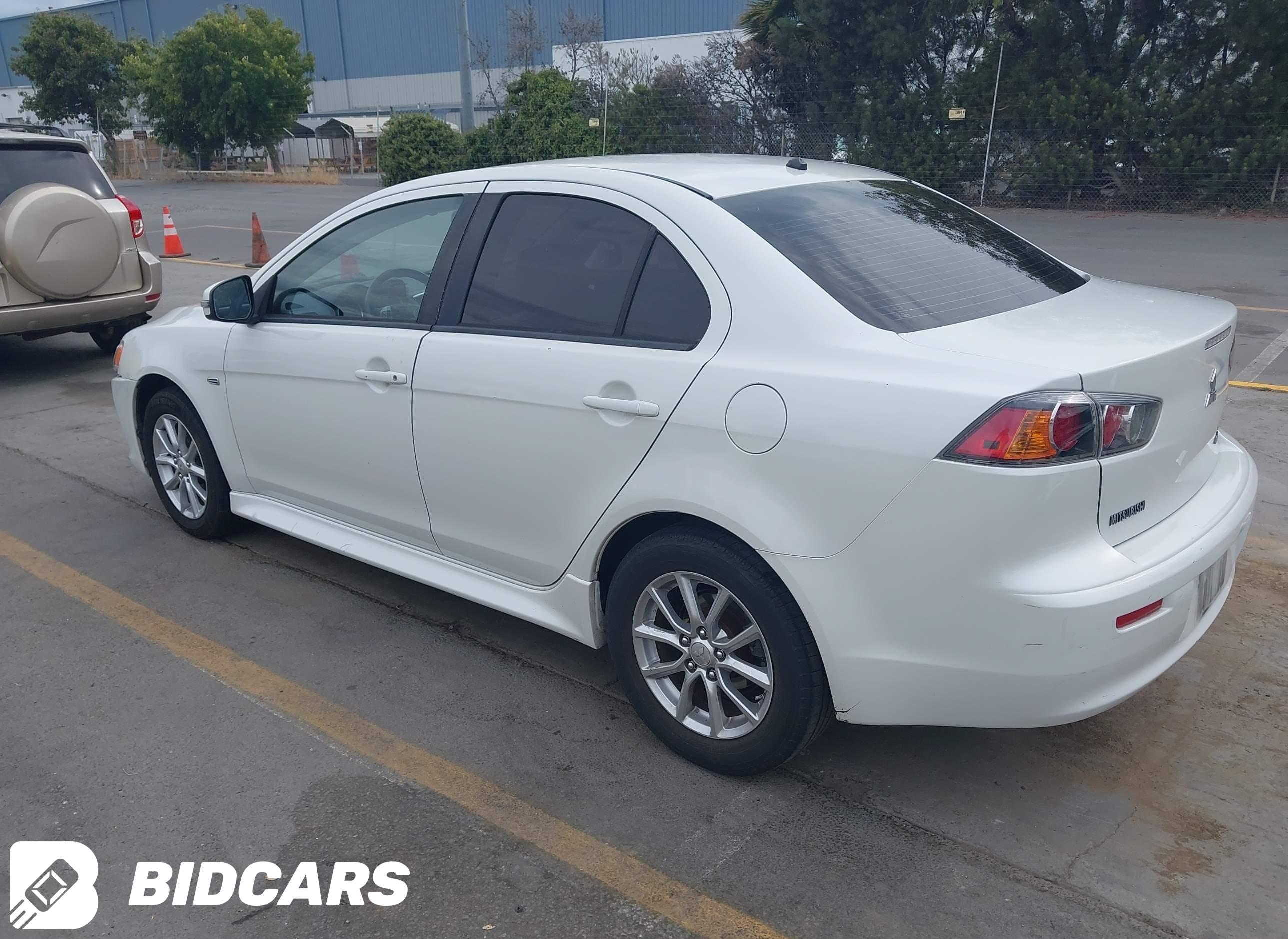 2016 Mitsubishi Lancer, ES