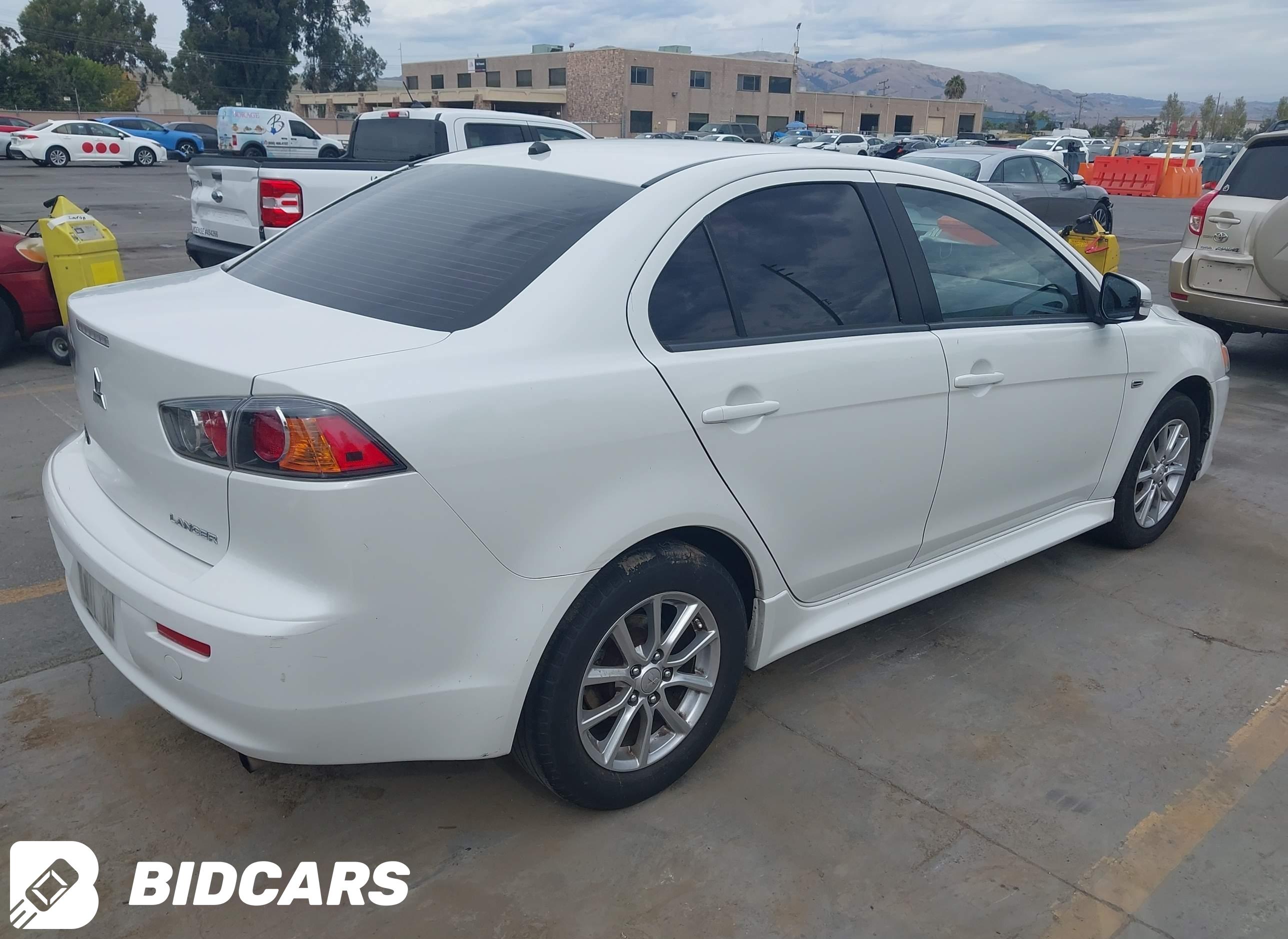 2016 Mitsubishi Lancer, ES