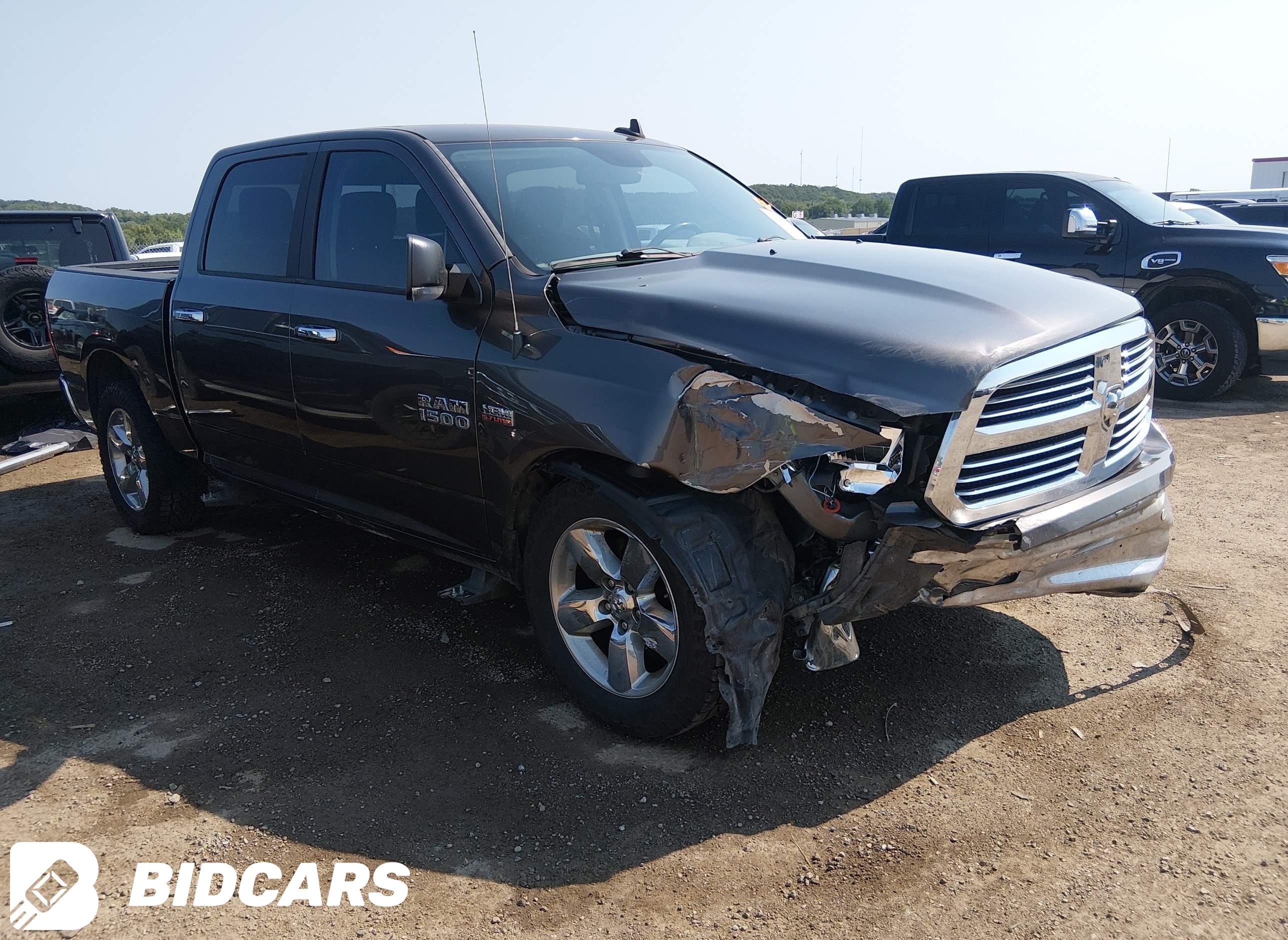 2017 RAM 1500, Big Horn  4X4...