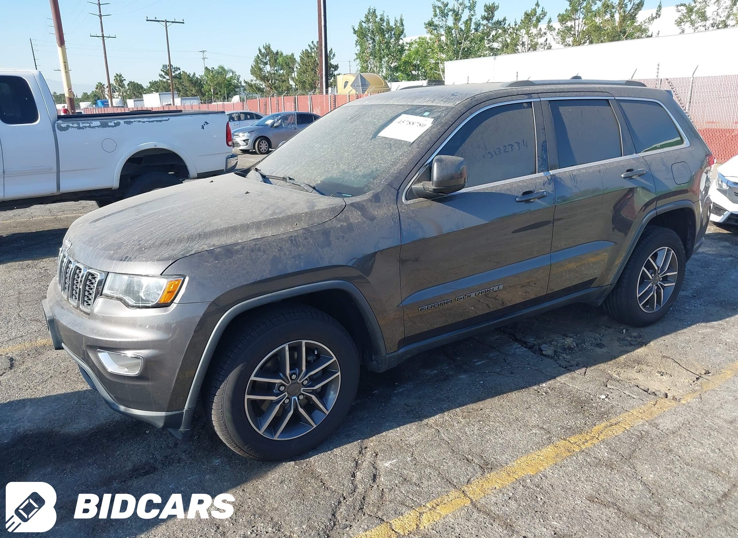 2020 Jeep Grand Cherokee, Lar...