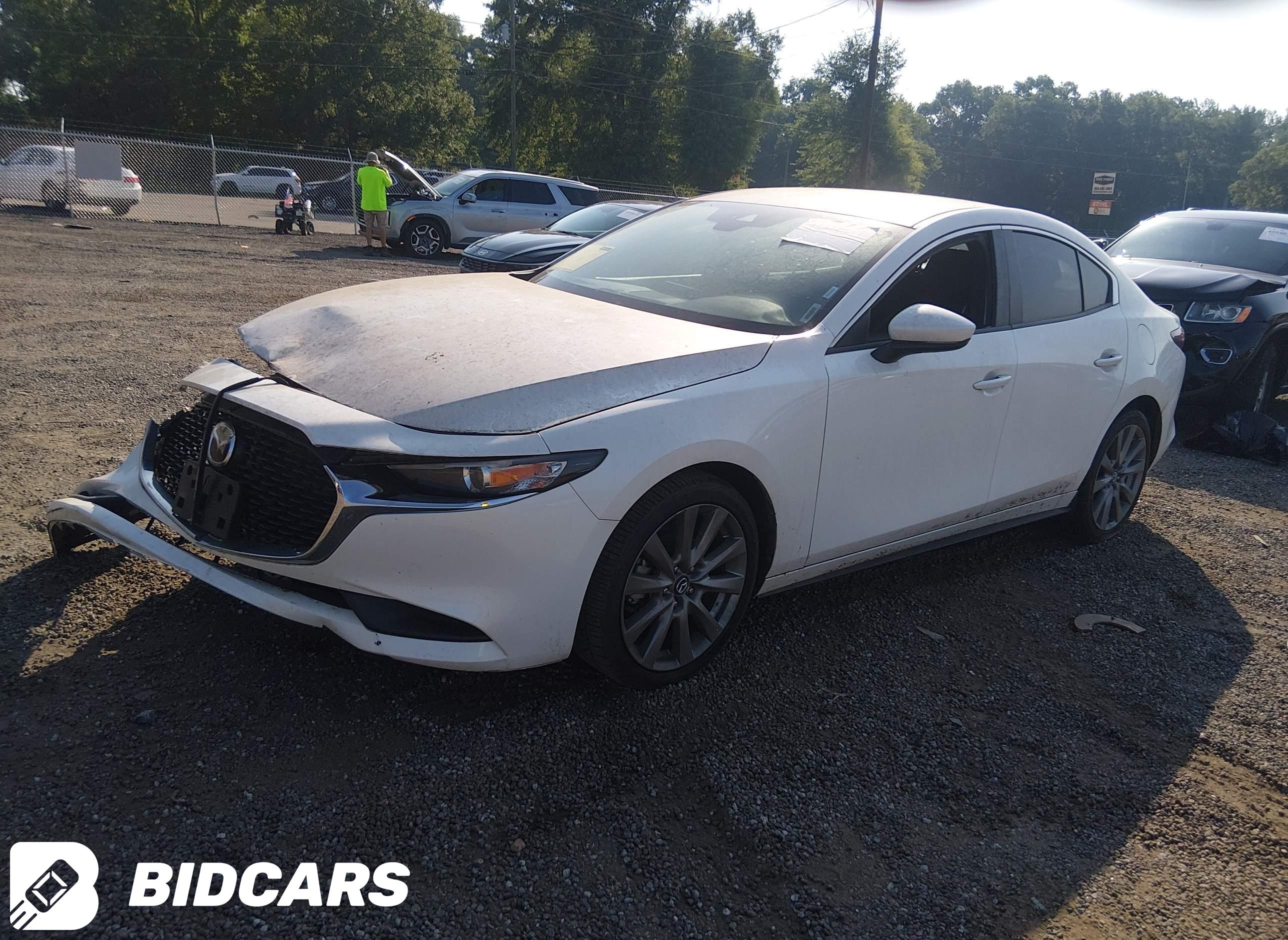2021 Mazda 3, Select