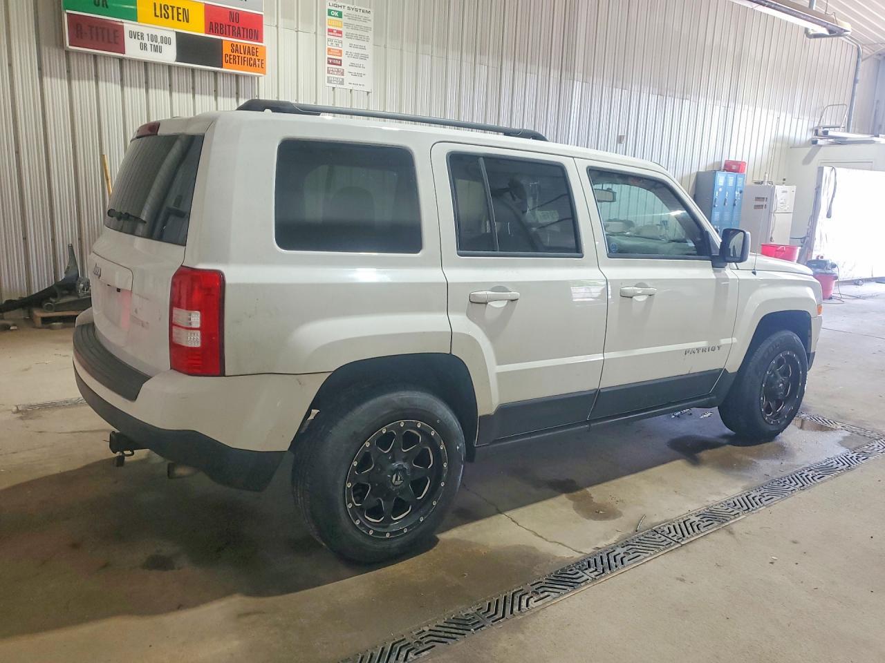 2016 Jeep Patriot, Sport