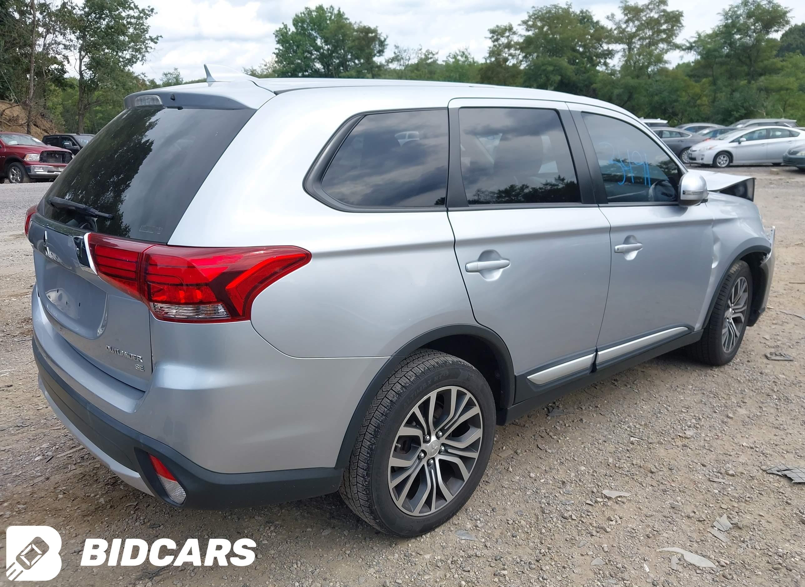 2017 Mitsubishi Outlander, SE
