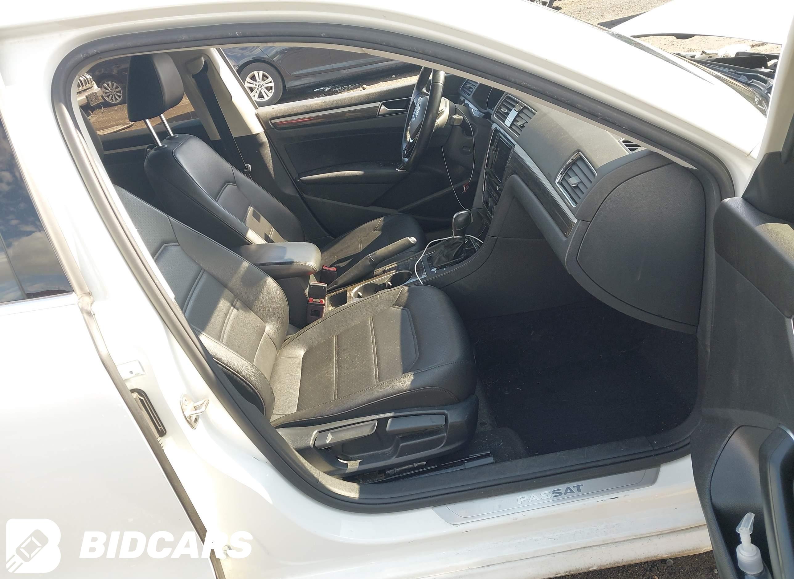 2018 Volkswagen Passat, 2.0T Se