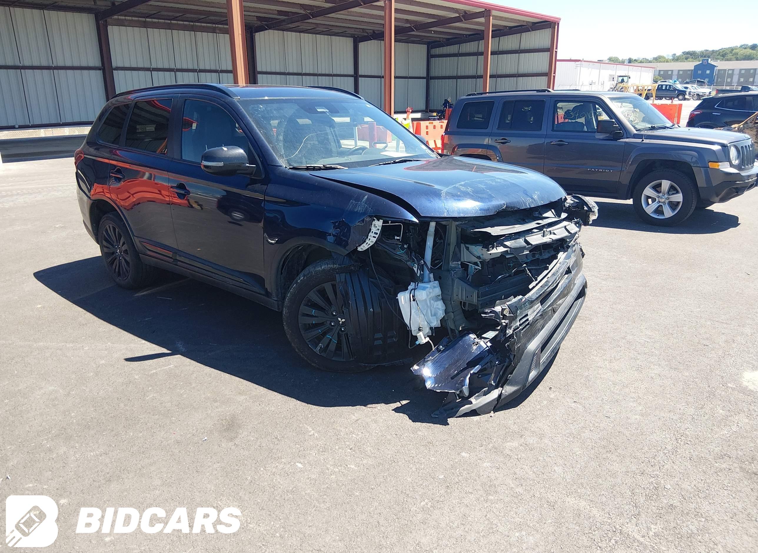 2020 Mitsubishi Outlander, Le...