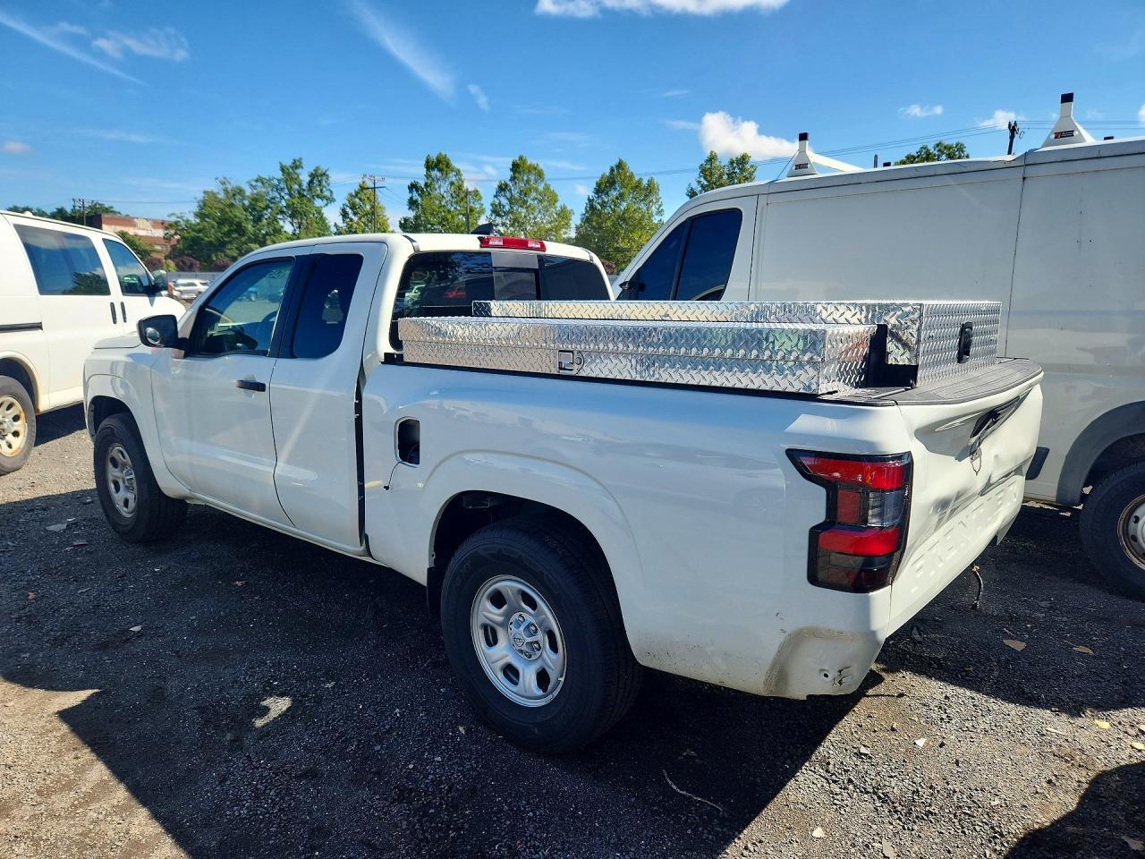 2026 Nissan Frontier, S