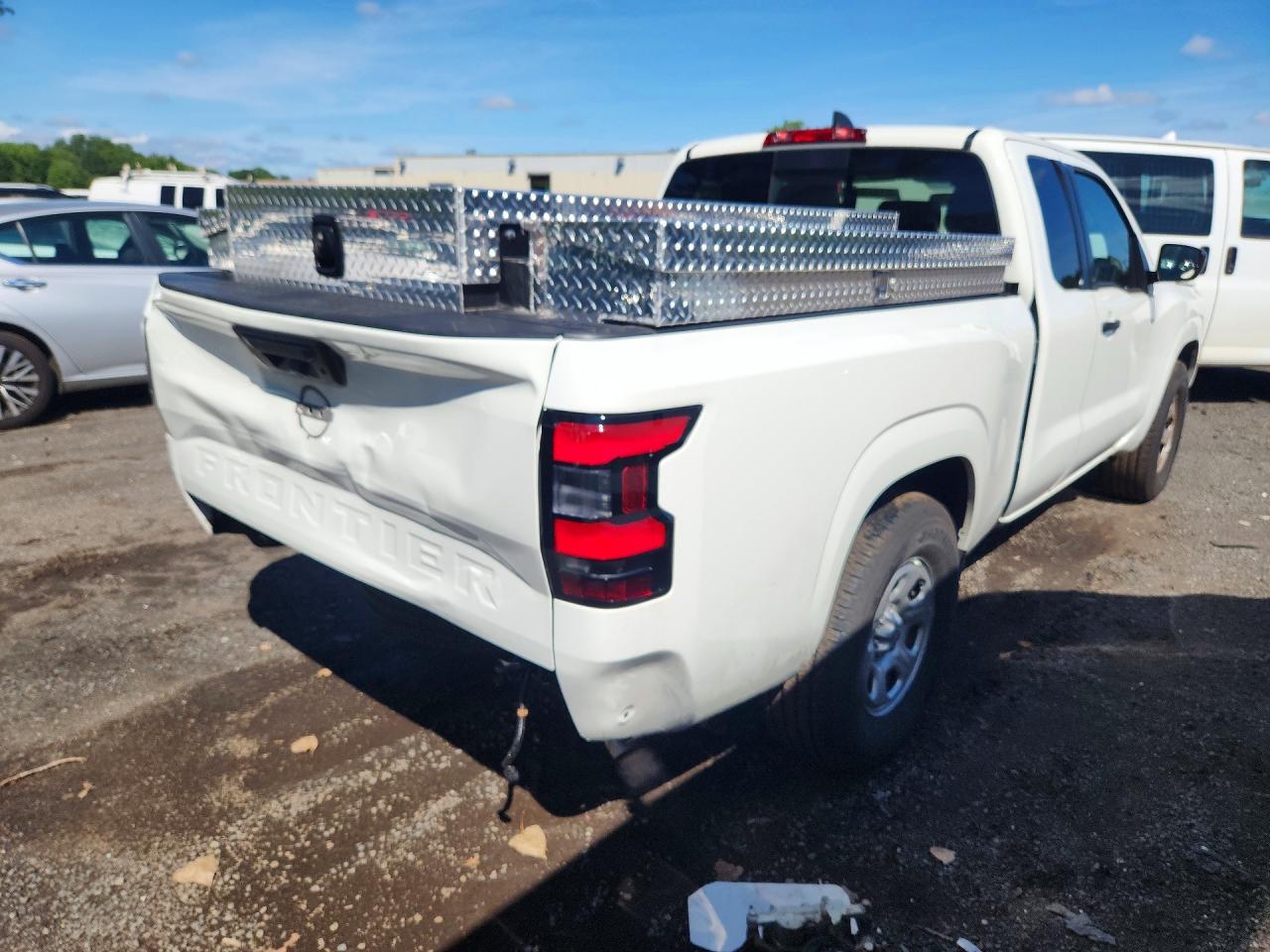 2026 Nissan Frontier, S