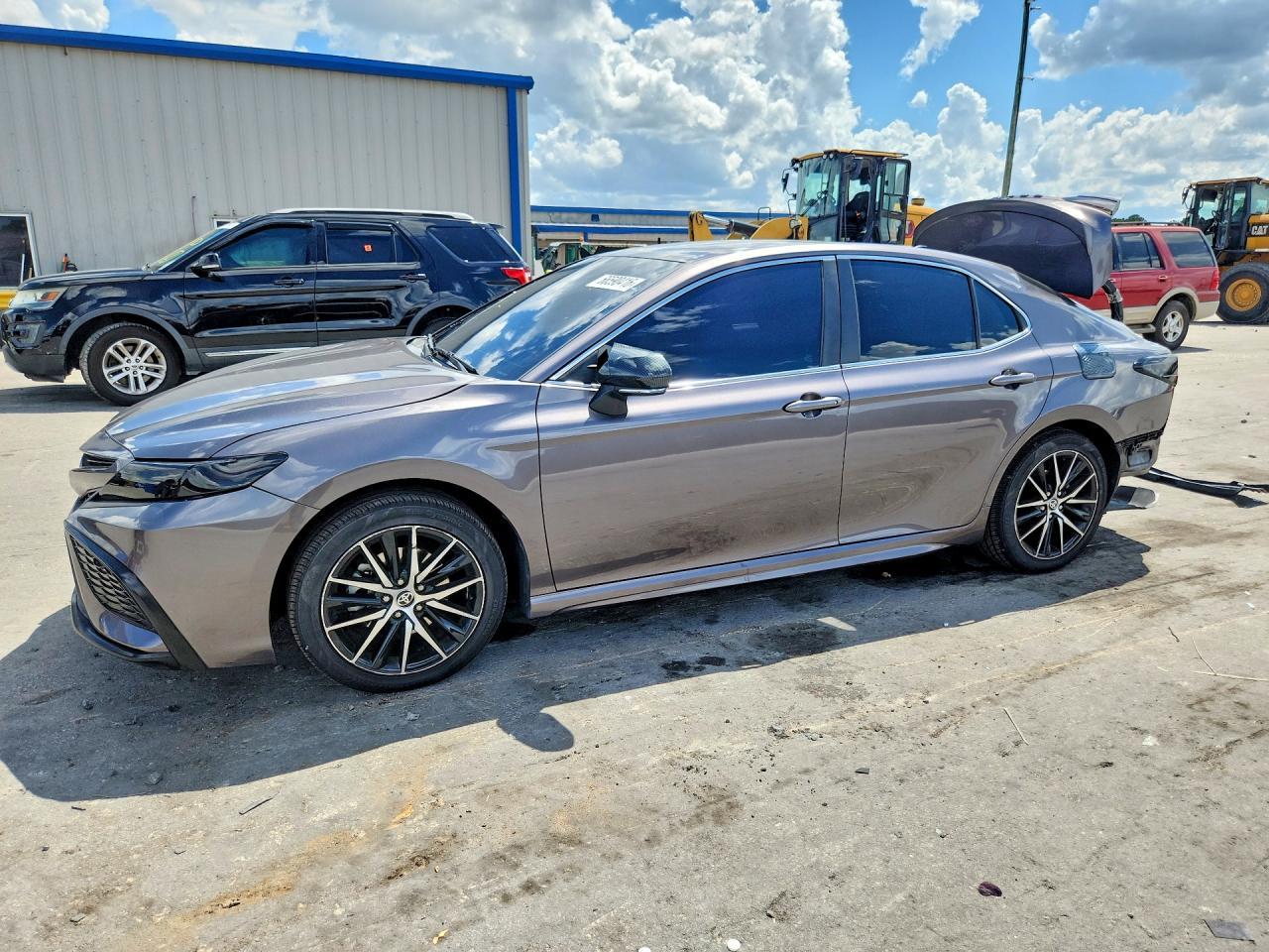 2023 Toyota Camry, SE