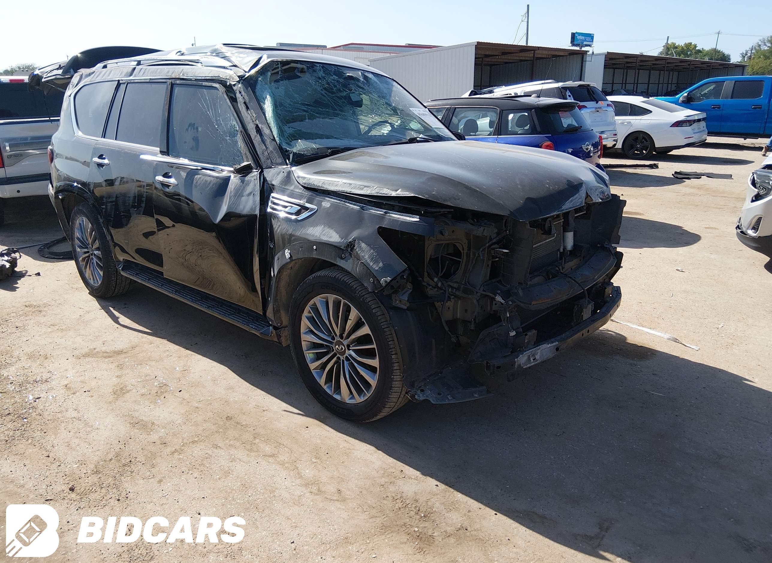 2020 Infiniti QX80, Luxe