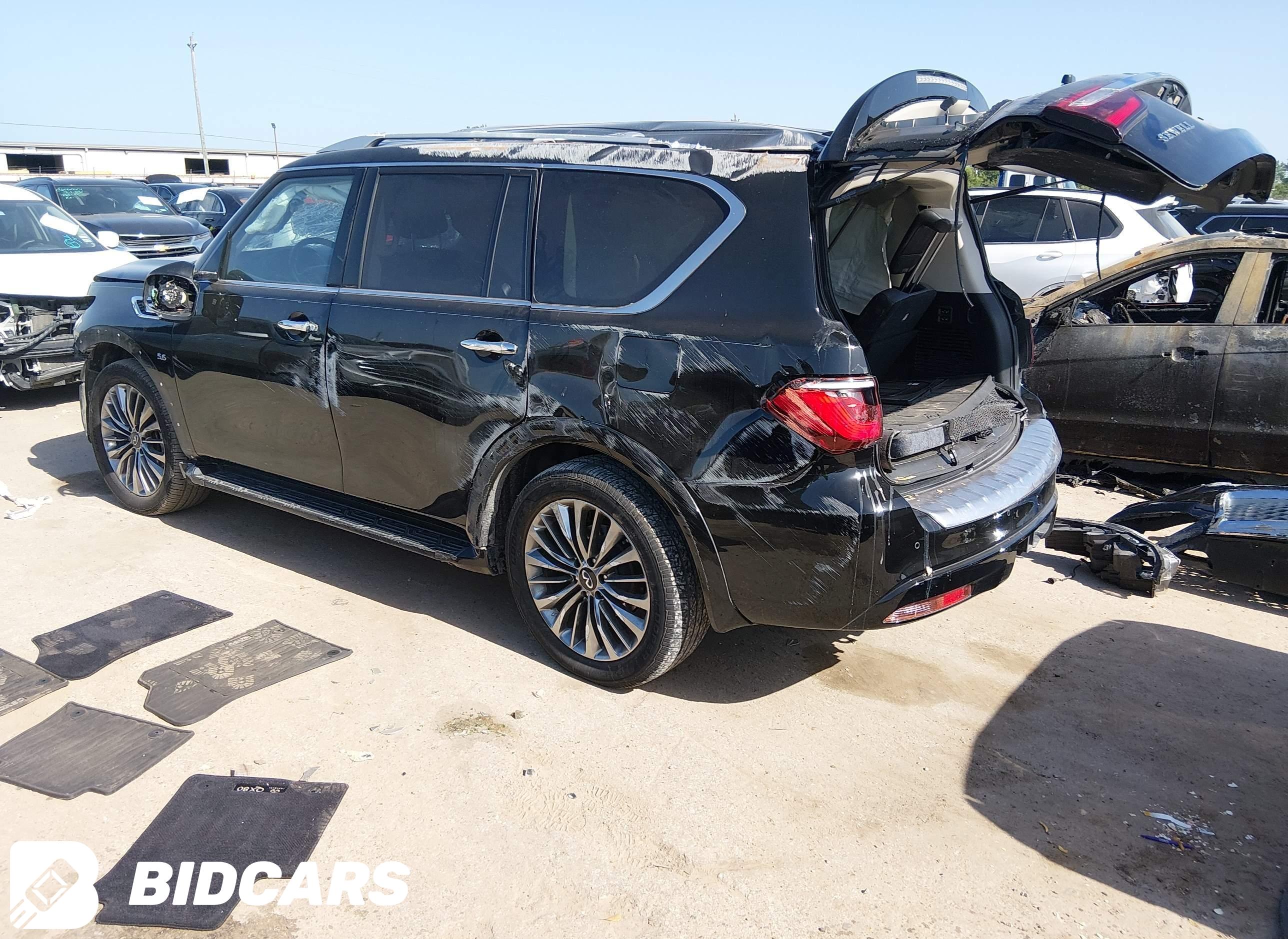 2020 Infiniti QX80, Luxe