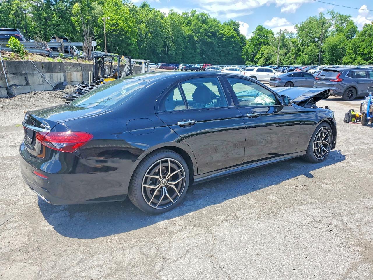 2021 Mercedes-Benz E-Class, 3...
