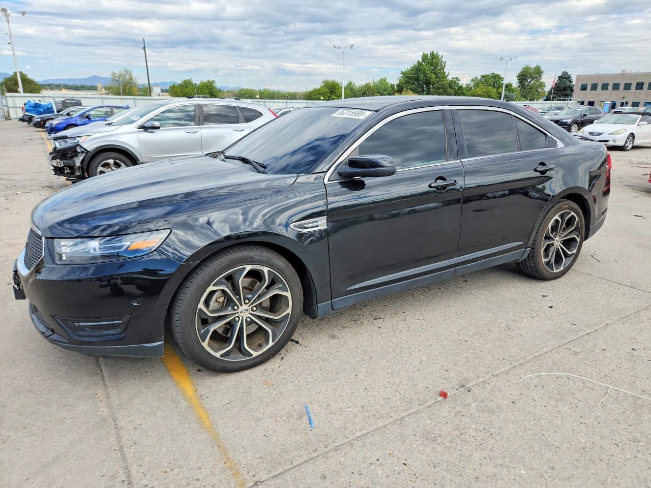 2019 Ford Taurus, Sho