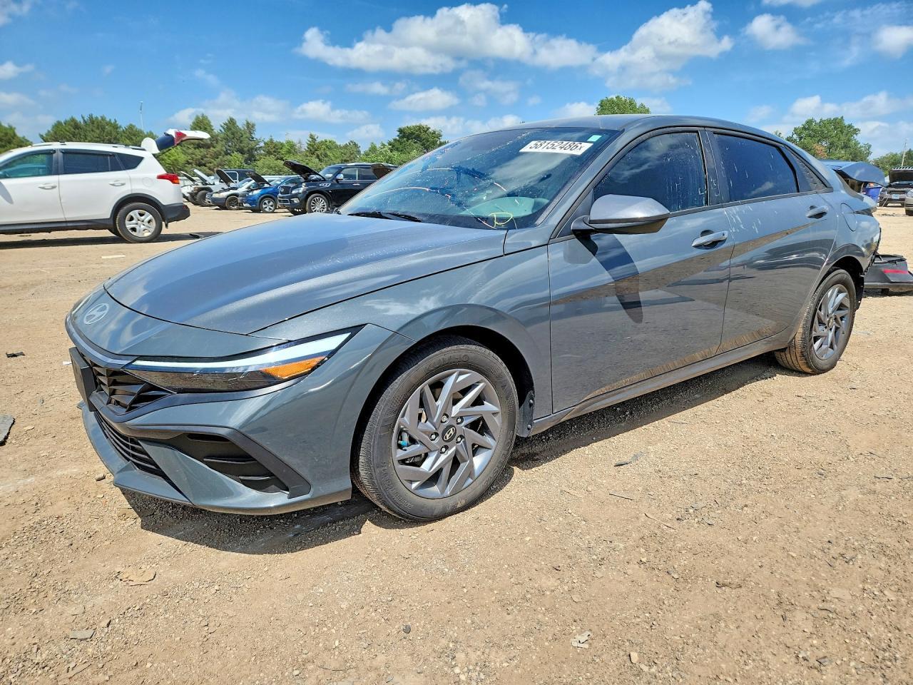 2024 Hyundai Elantra, Sel