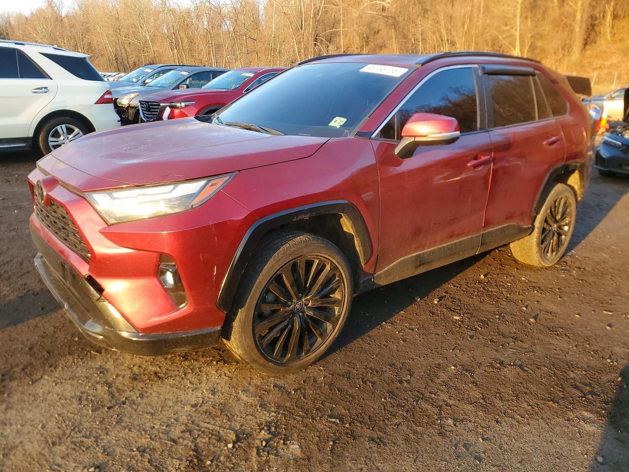 2022 Toyota RAV4, Xle Premium