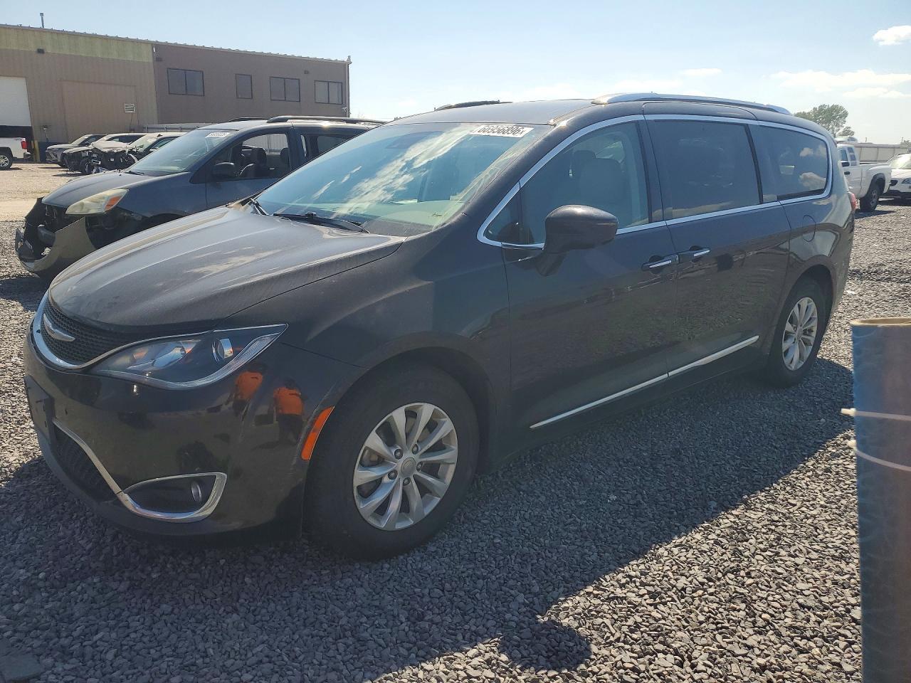 2019 Chrysler Pacifica, Touri...