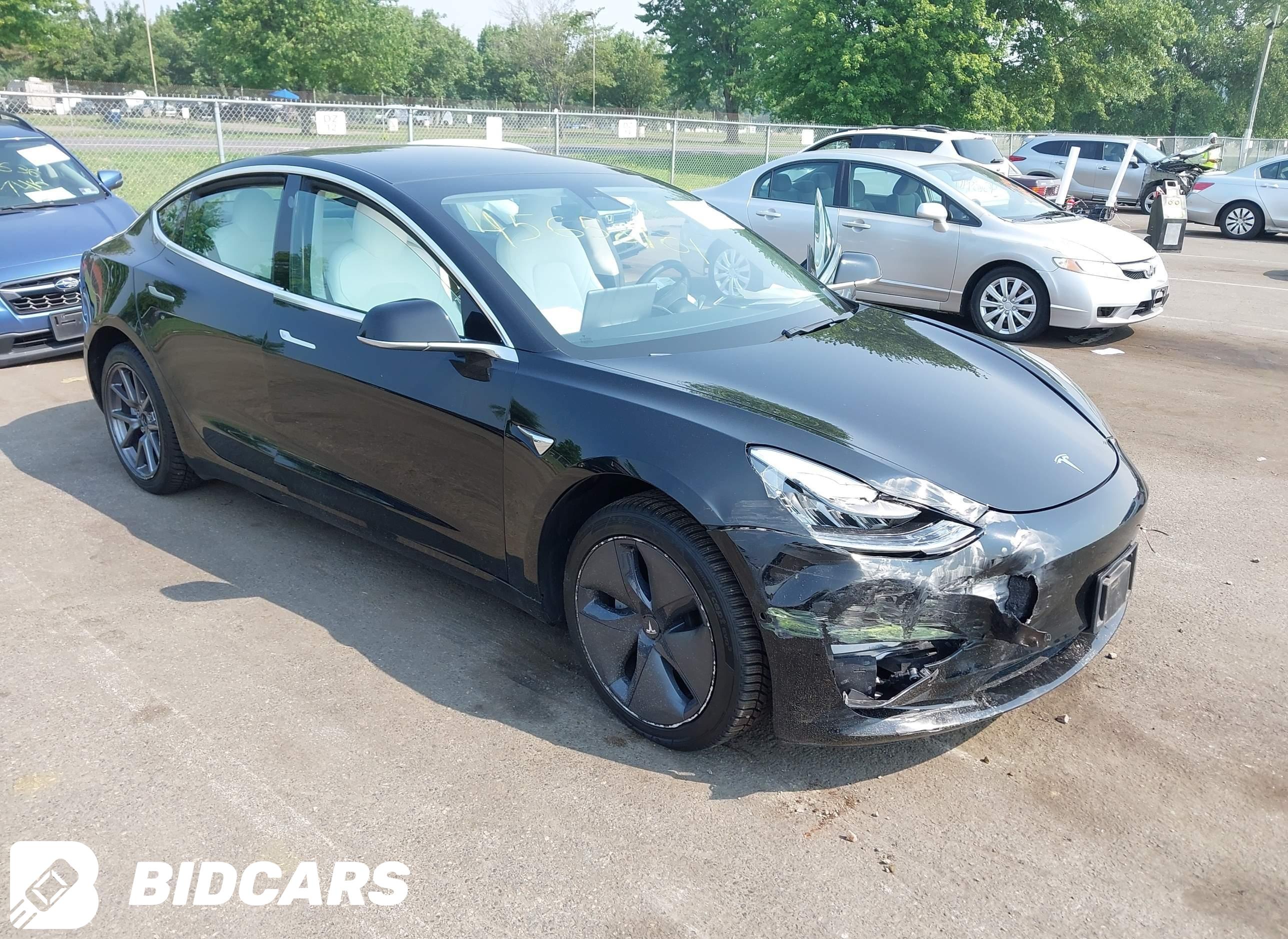 2020 Tesla Model 3, Long Rang...