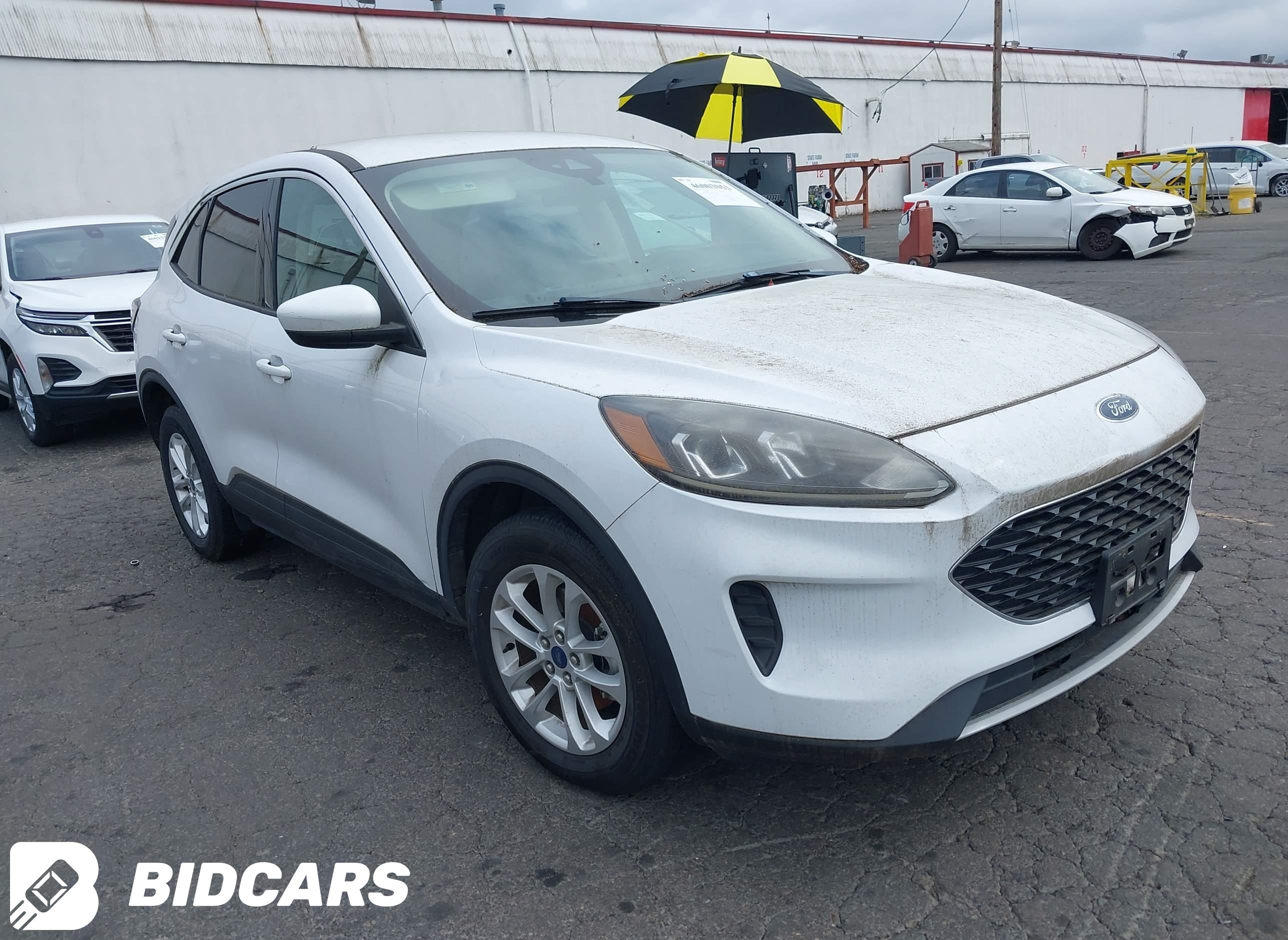 2020 Ford Escape, SE