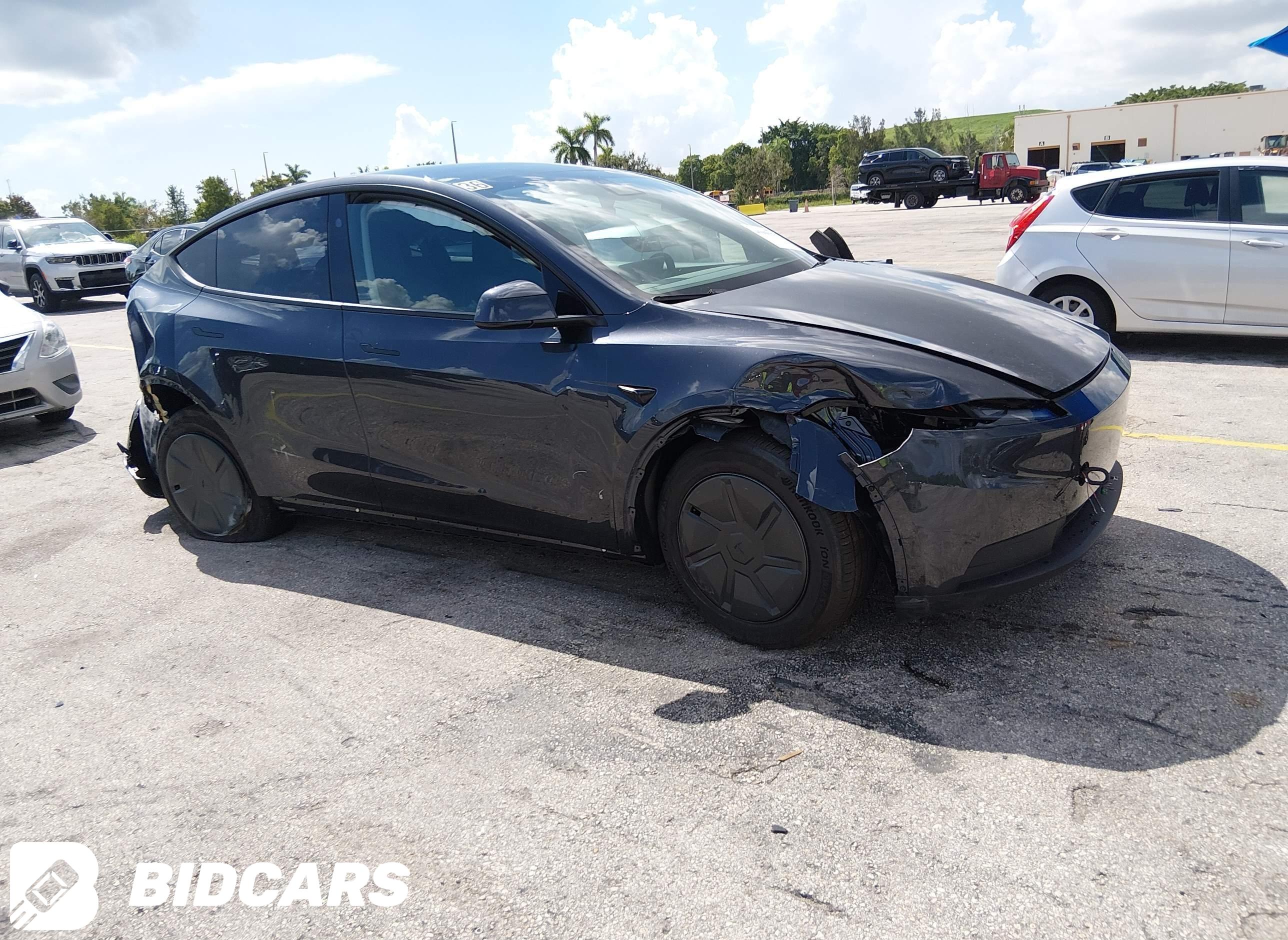 2026 Tesla Model Y, All-Wheel...