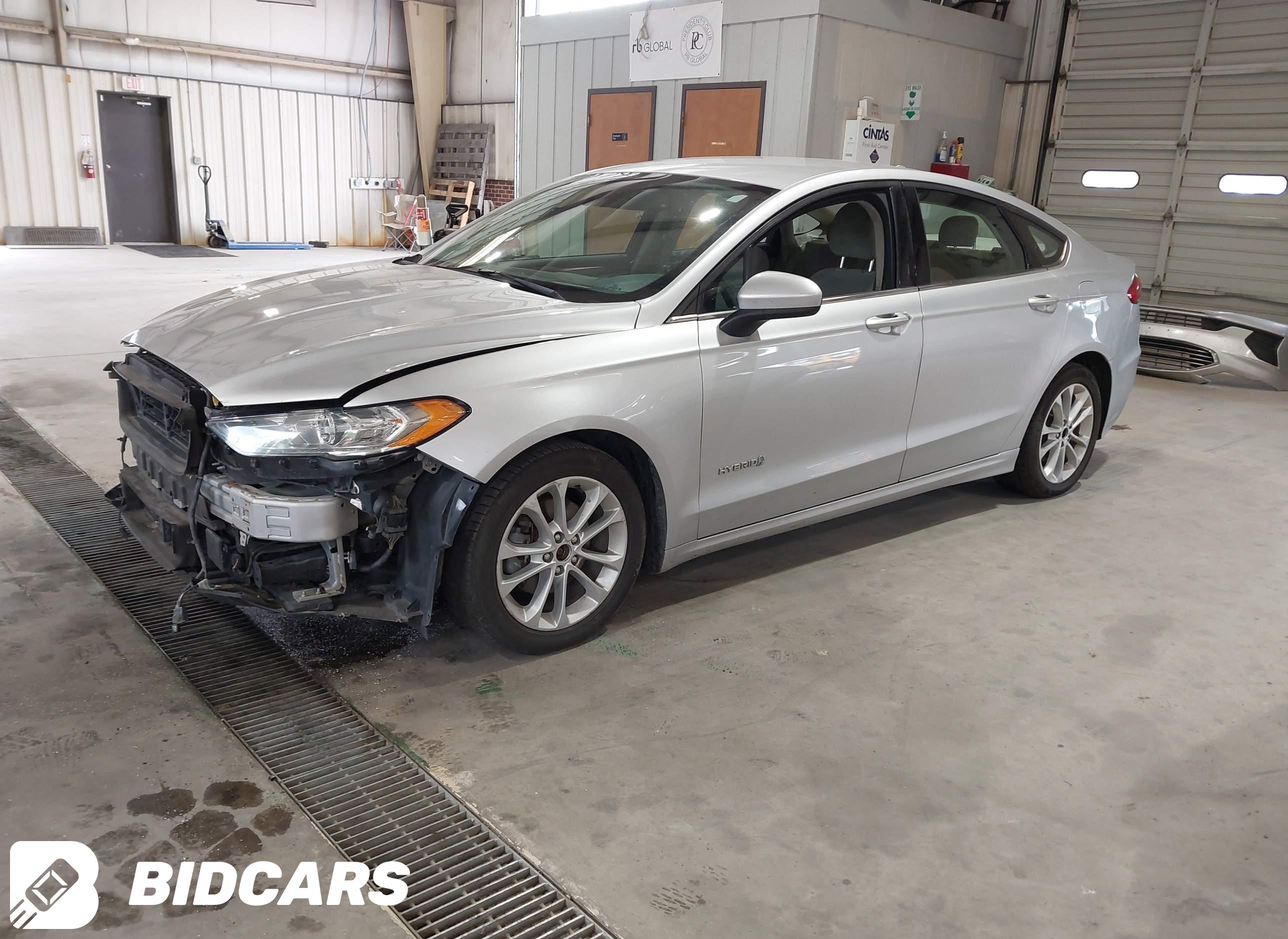 2019 Ford Fusion, Hybrid SE