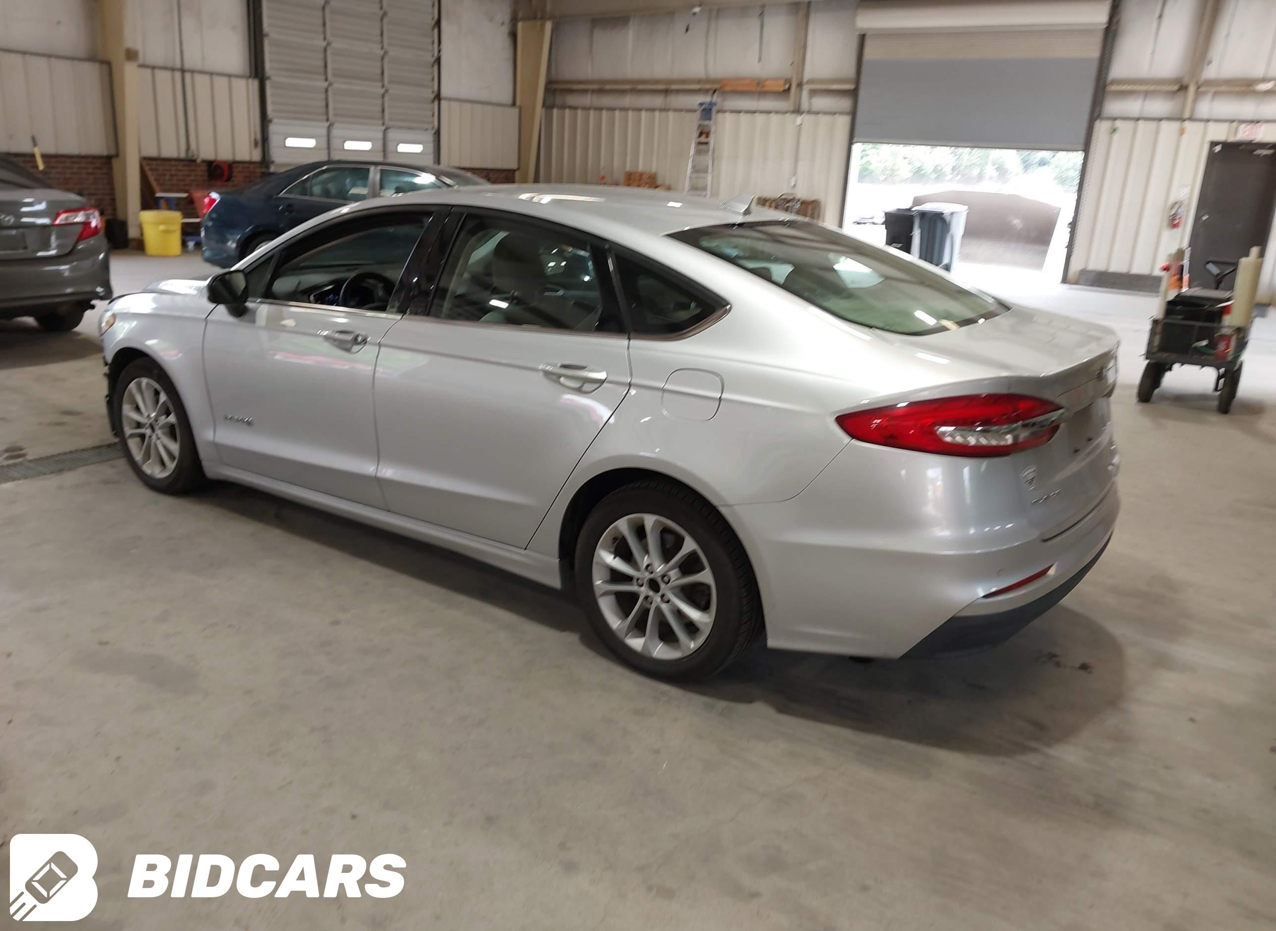 2019 Ford Fusion, Hybrid SE