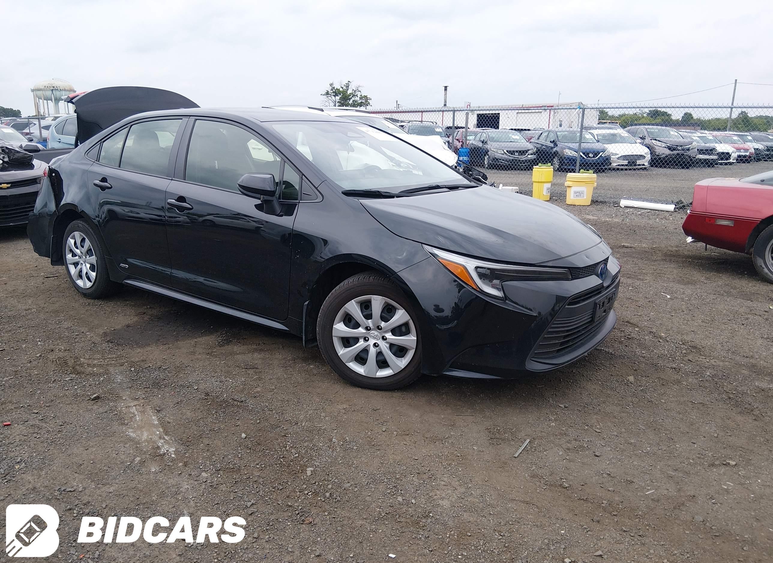 2024 Toyota Corolla, Hybrid Le