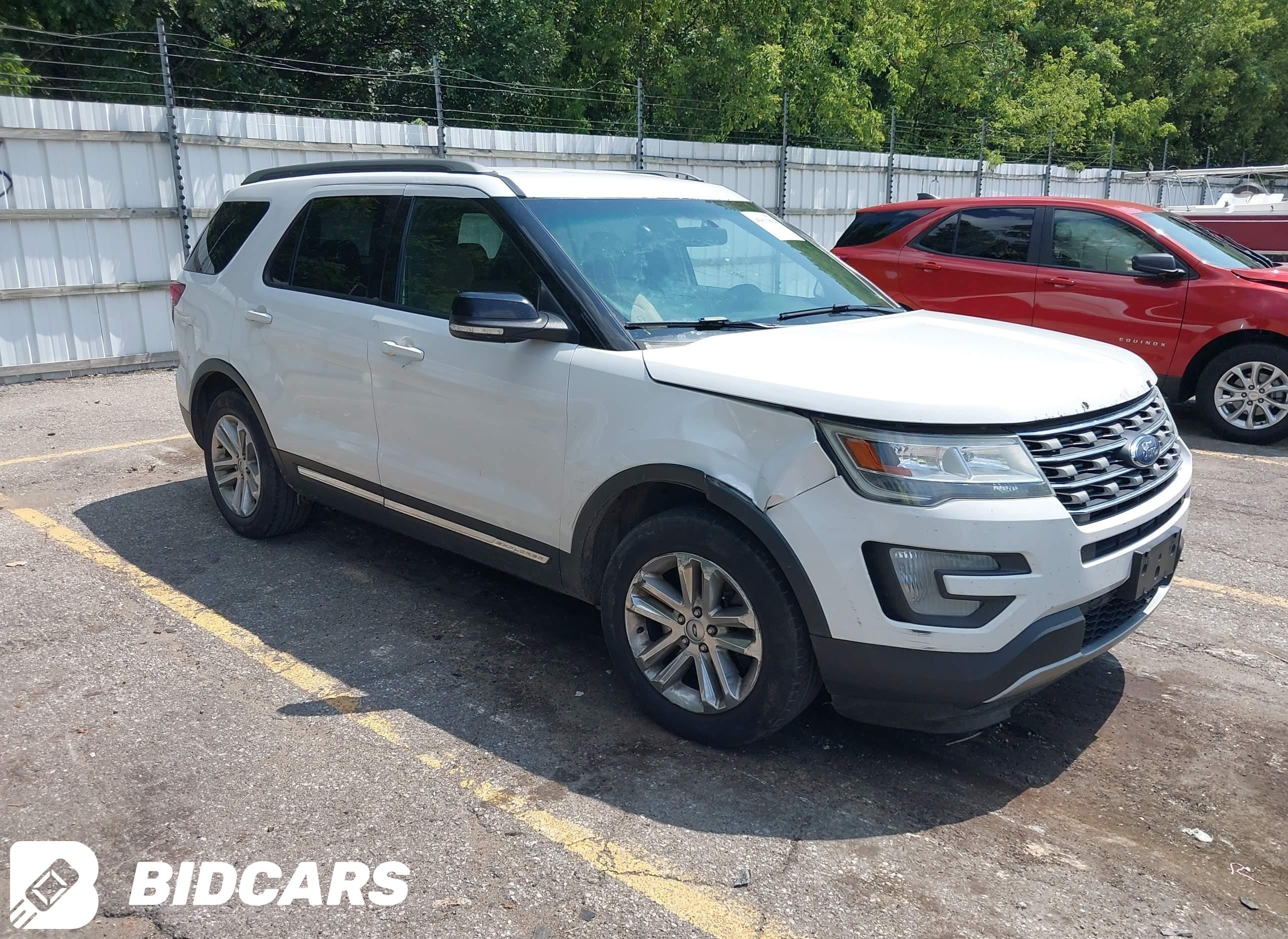 2016 Ford Explorer, Xlt