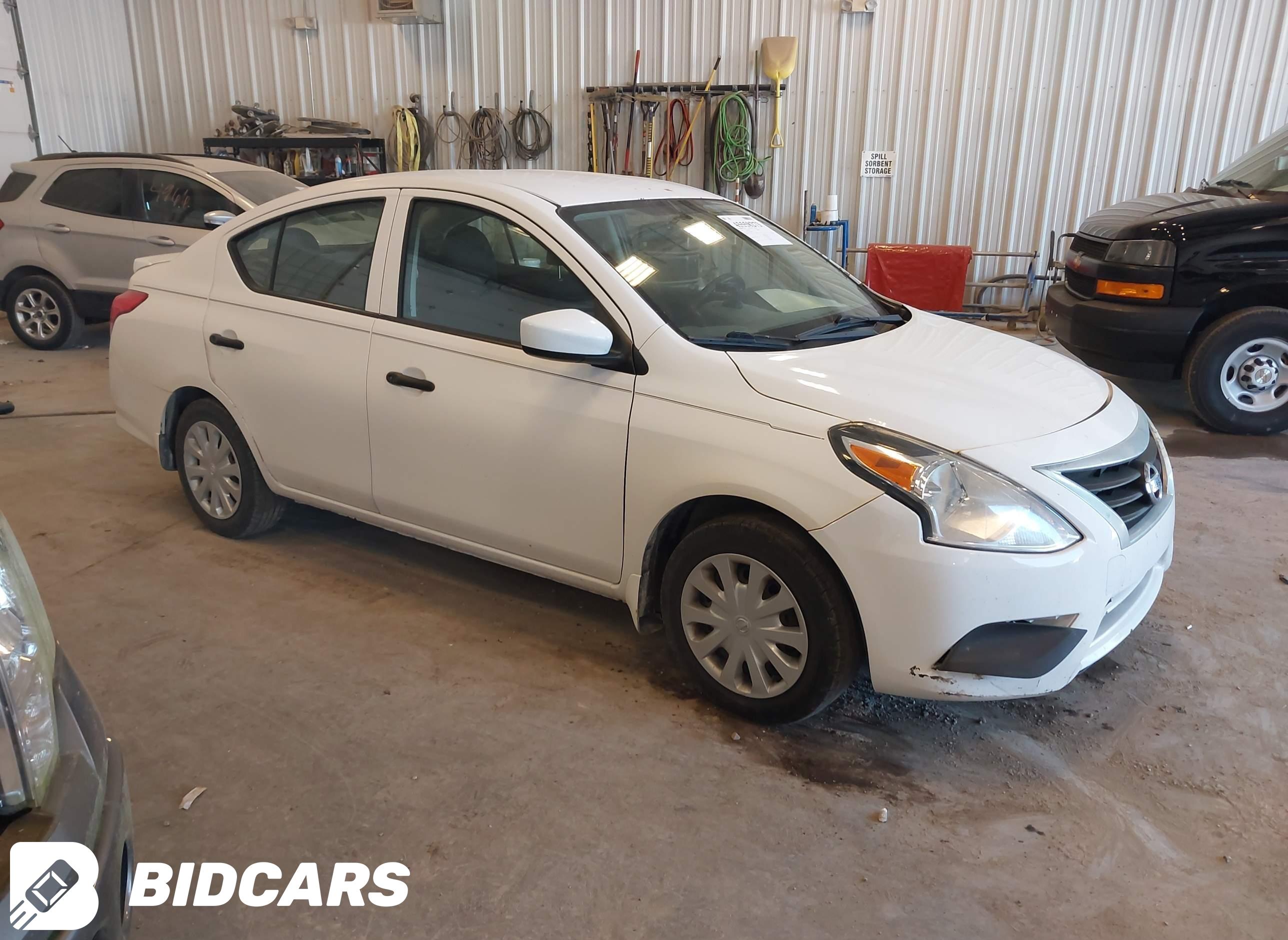 2018 Nissan Versa, 1.6 S+